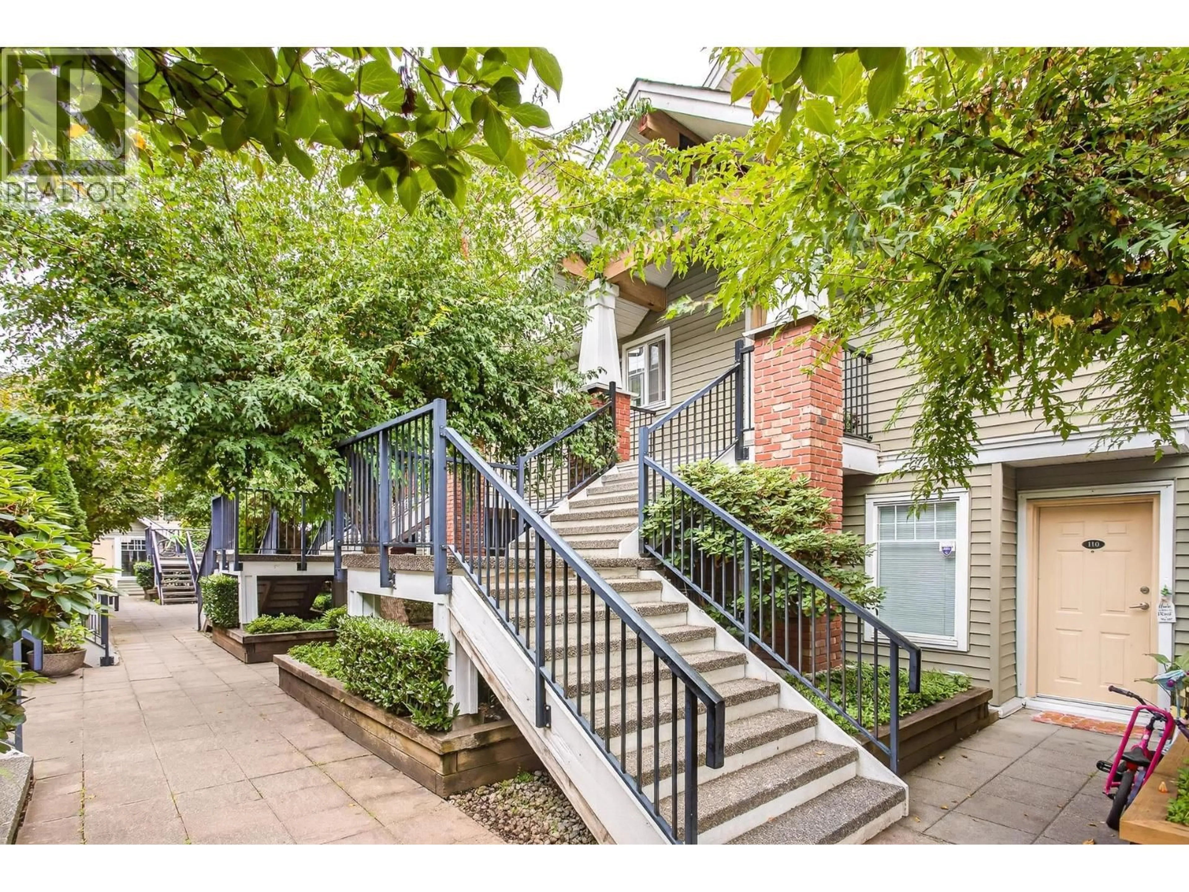 Patio, street for 212 - 1567 GRANT AVENUE, Port Coquitlam British Columbia V3B1P1