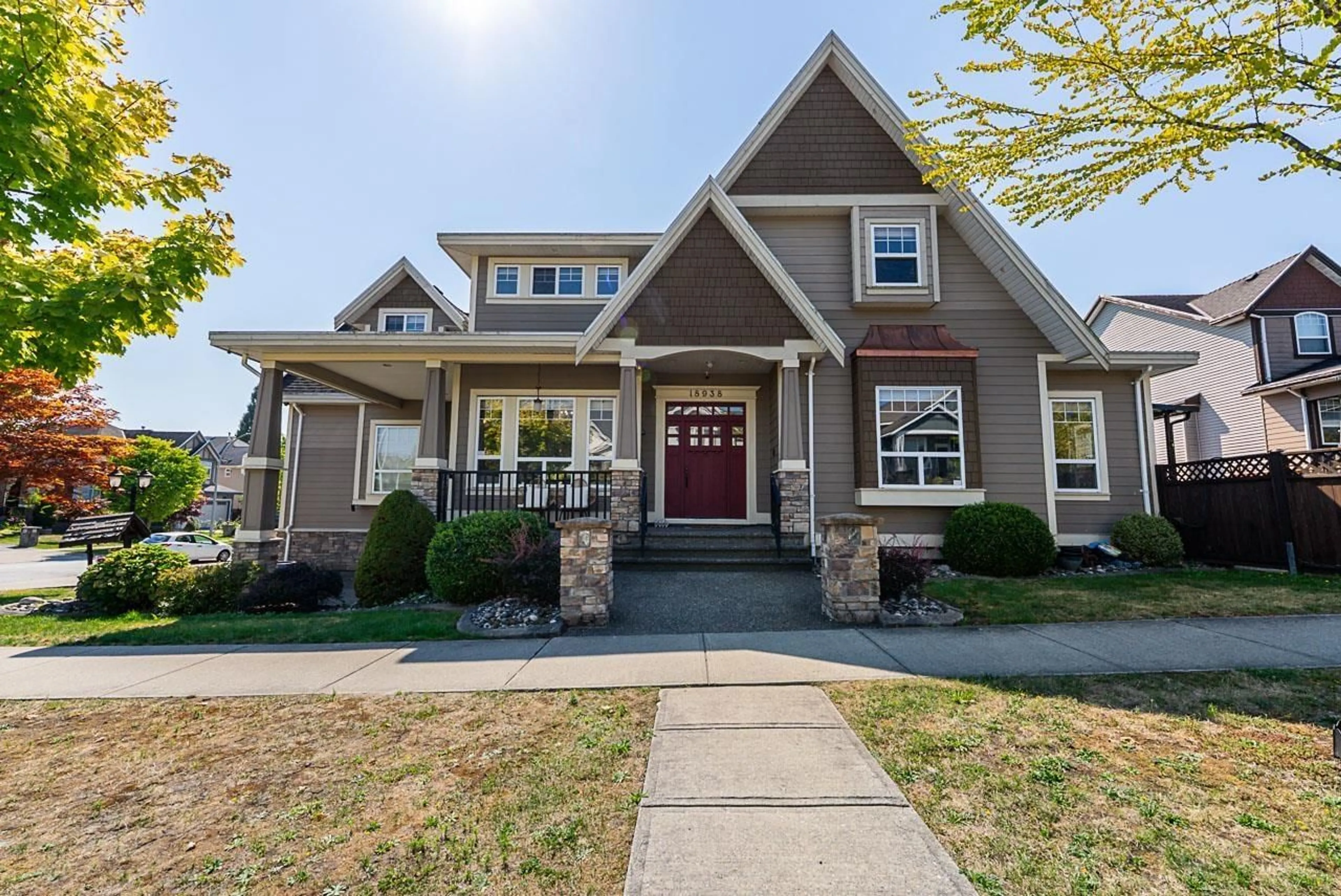 Home with vinyl exterior material, street for 18938 54A, Surrey British Columbia V3S6R4