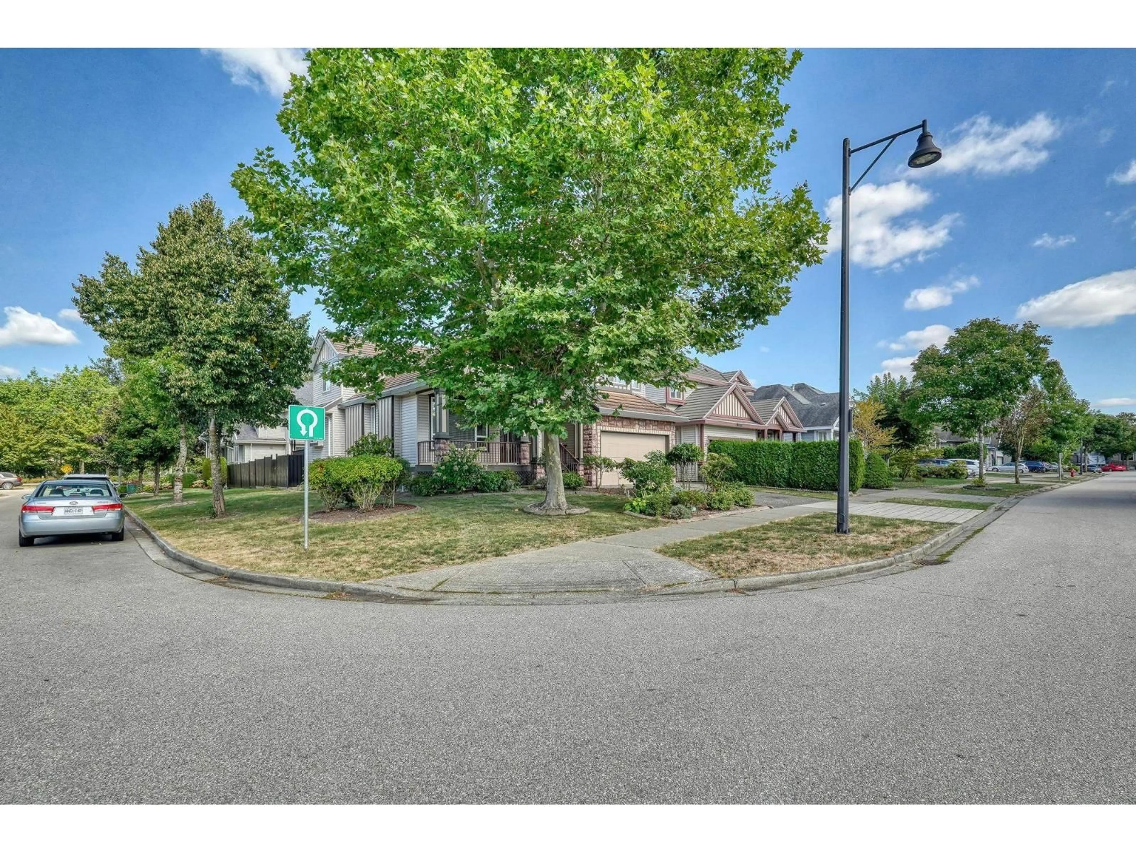 A pic from outside/outdoor area/front of a property/back of a property/a pic from drone, street for 16703 63B, Surrey British Columbia V3S0W5