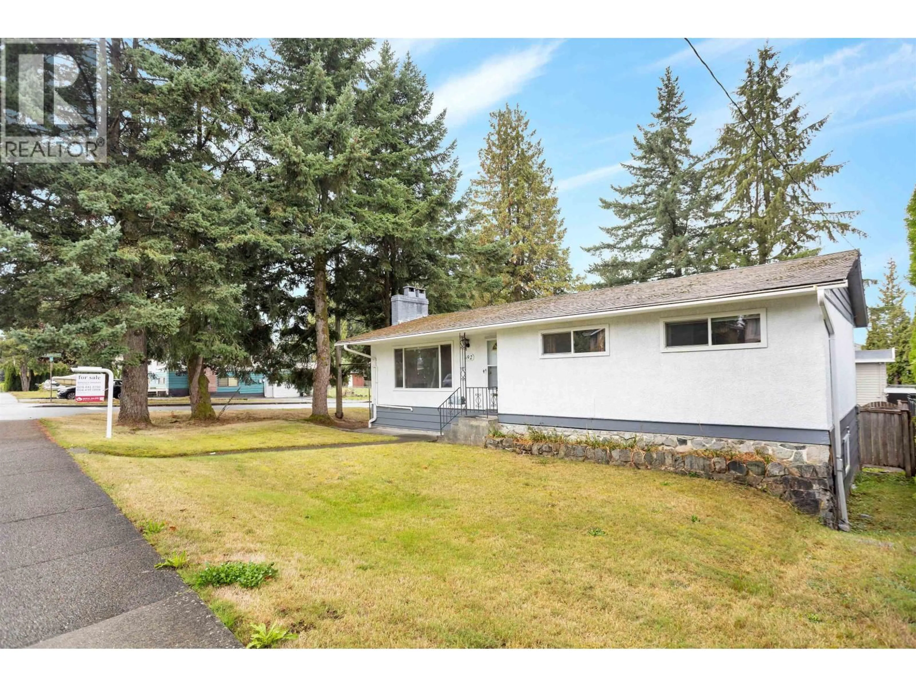 Home with vinyl exterior material, street for 692 BLUE MOUNTAIN STREET, Coquitlam British Columbia V3J4R9