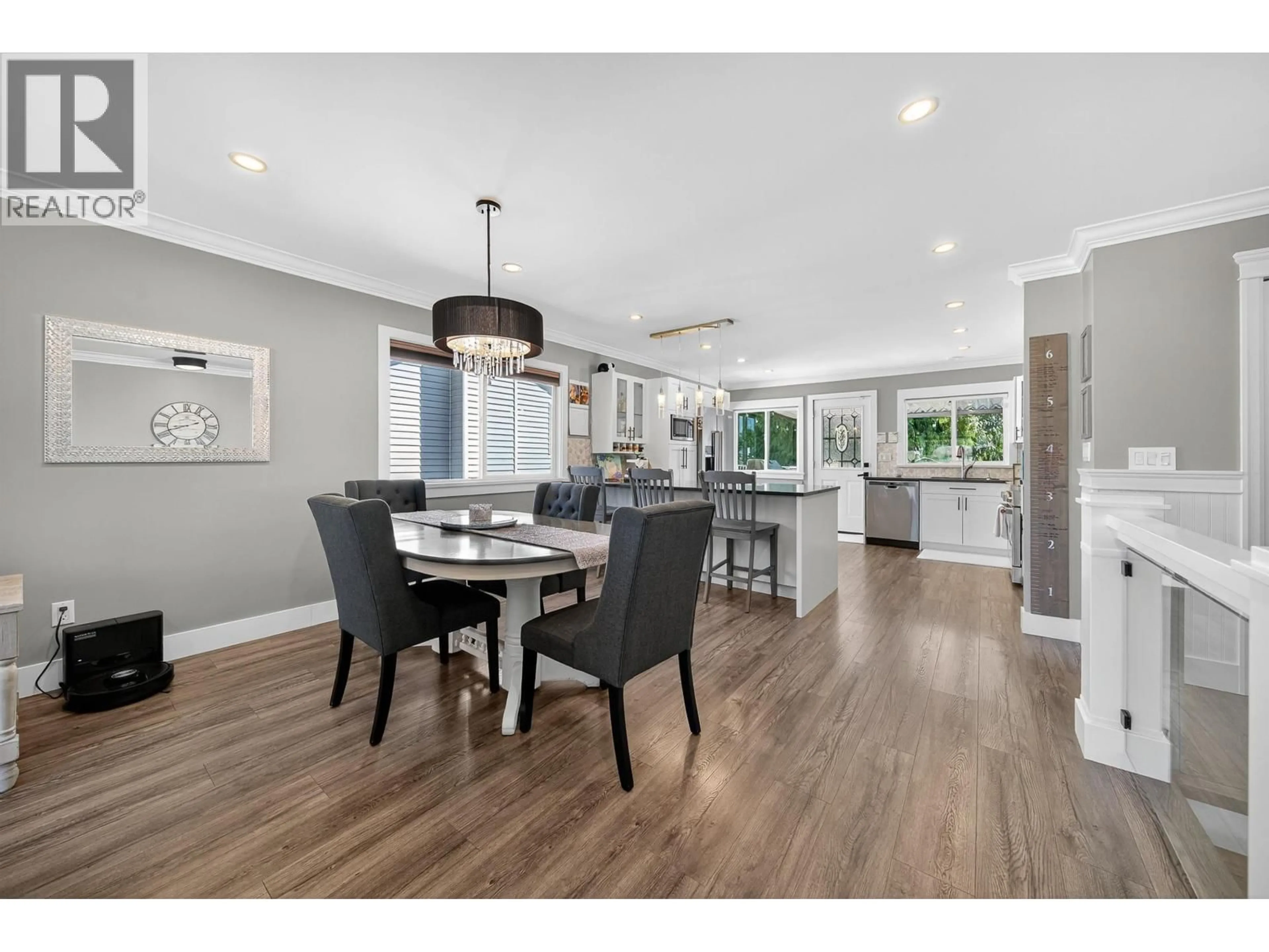 Open concept kitchen, wood/laminate floor for 20140 BRUCE AVENUE, Maple Ridge British Columbia V2X8Y4