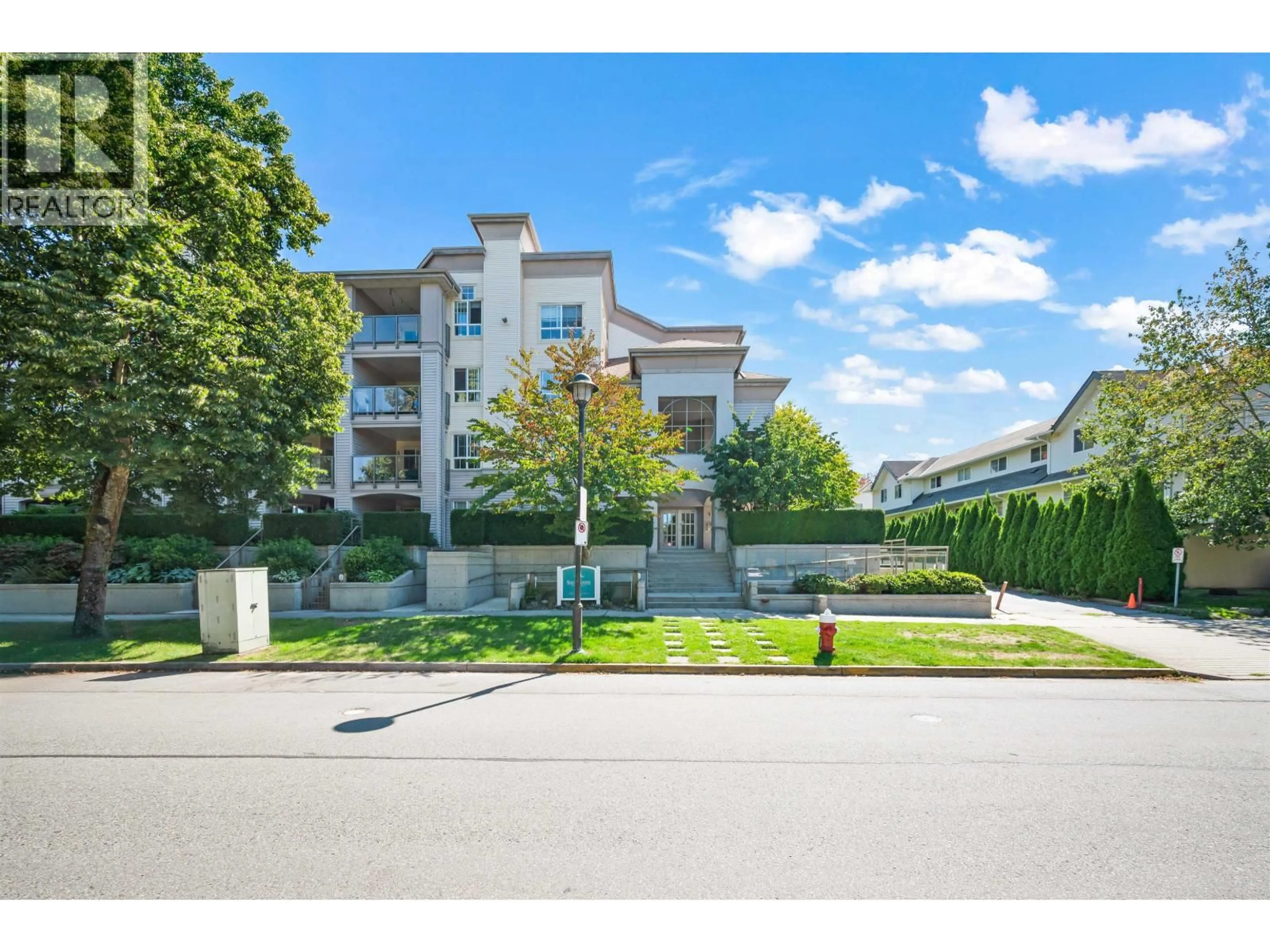 A pic from outside/outdoor area/front of a property/back of a property/a pic from drone, unknown for 330 - 5500 ANDREWS ROAD, Richmond British Columbia V7E6M9