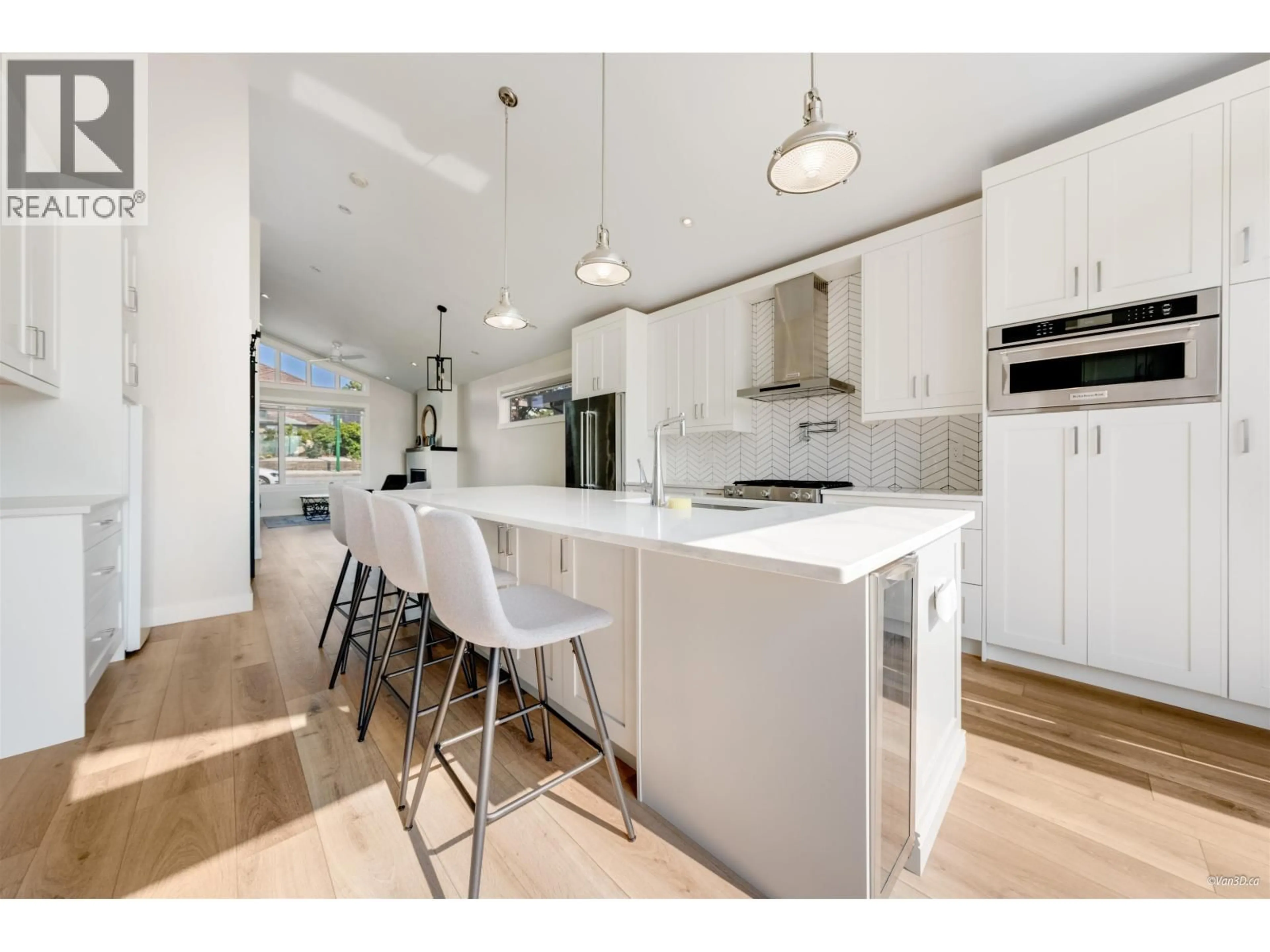 Open concept kitchen, unknown for 8008 13 AVENUE, Burnaby British Columbia V3N2G2