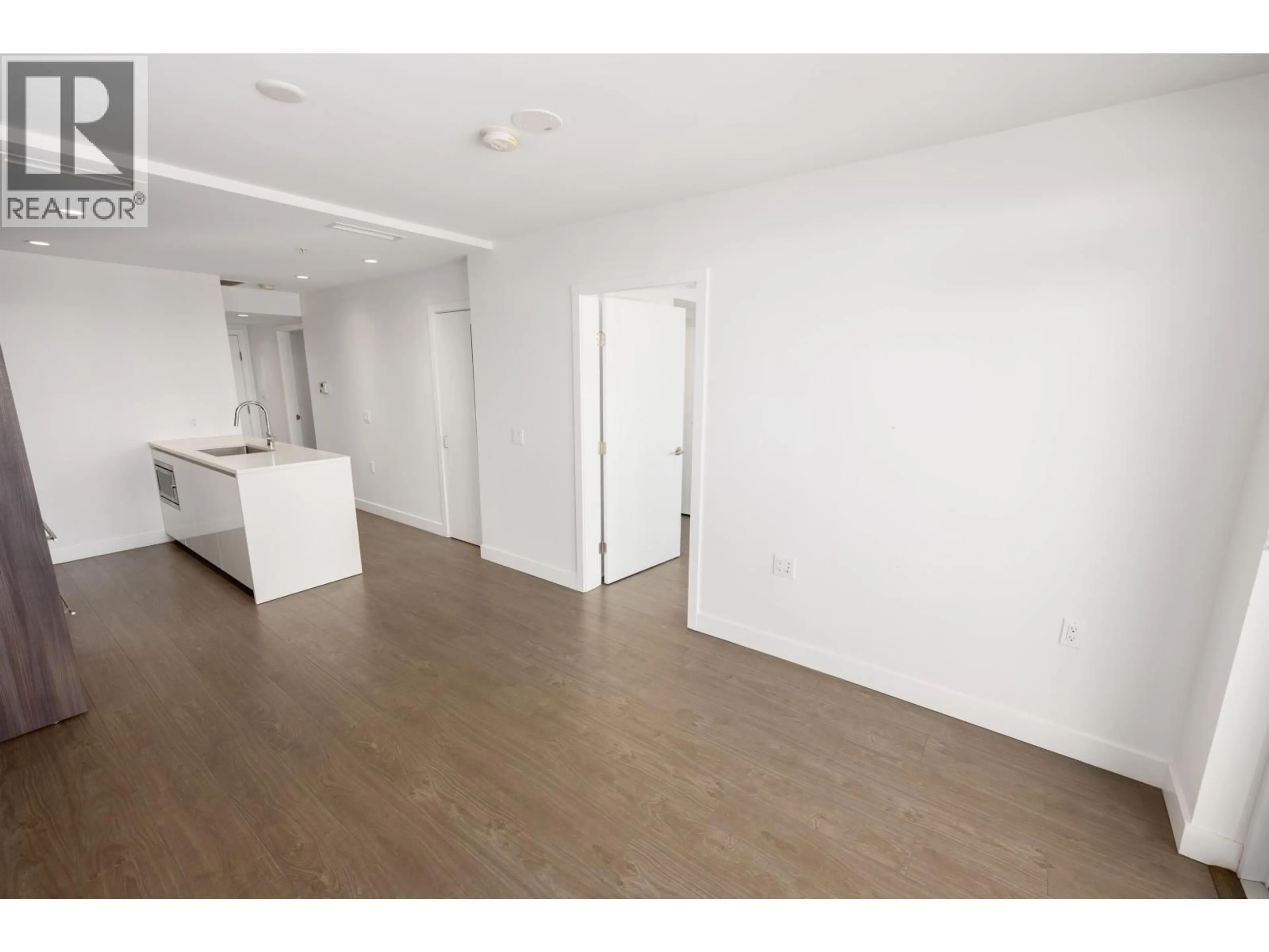 A pic of a room for 829 - 8133 COOK ROAD, Richmond British Columbia V6Y0L7