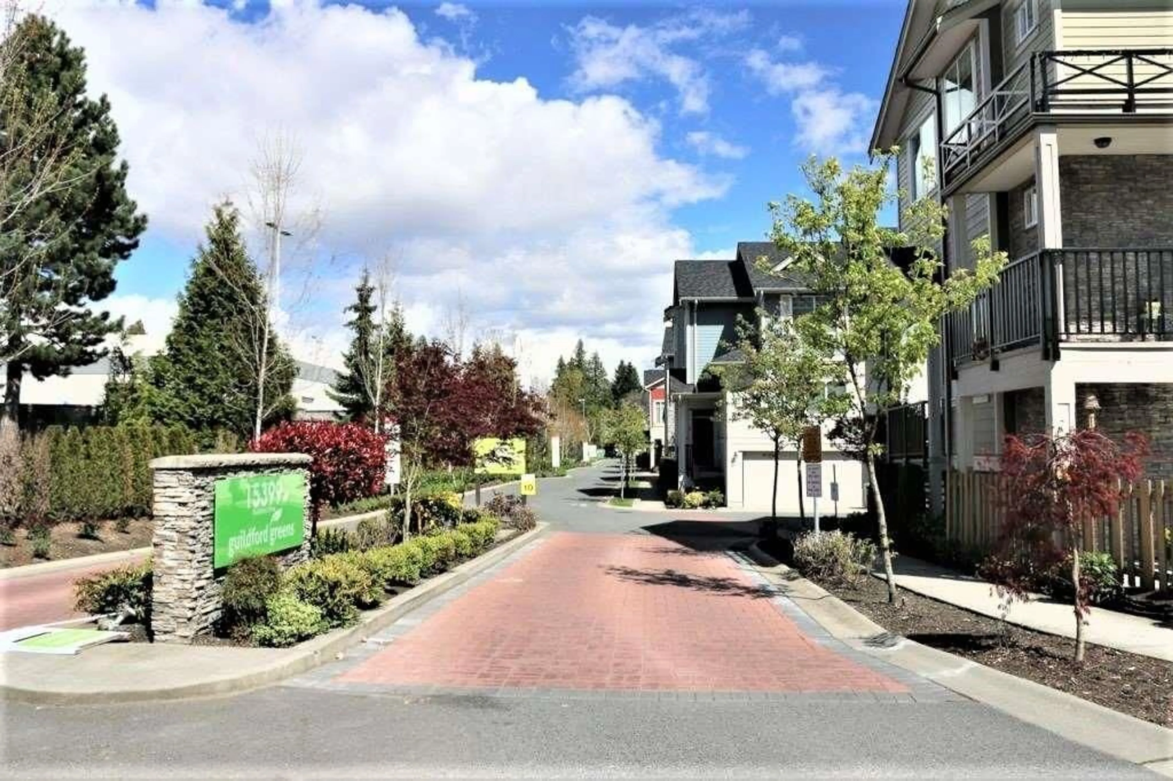 Patio, street for 106 - 15399 GUILDFORD, Surrey British Columbia V3R7C6