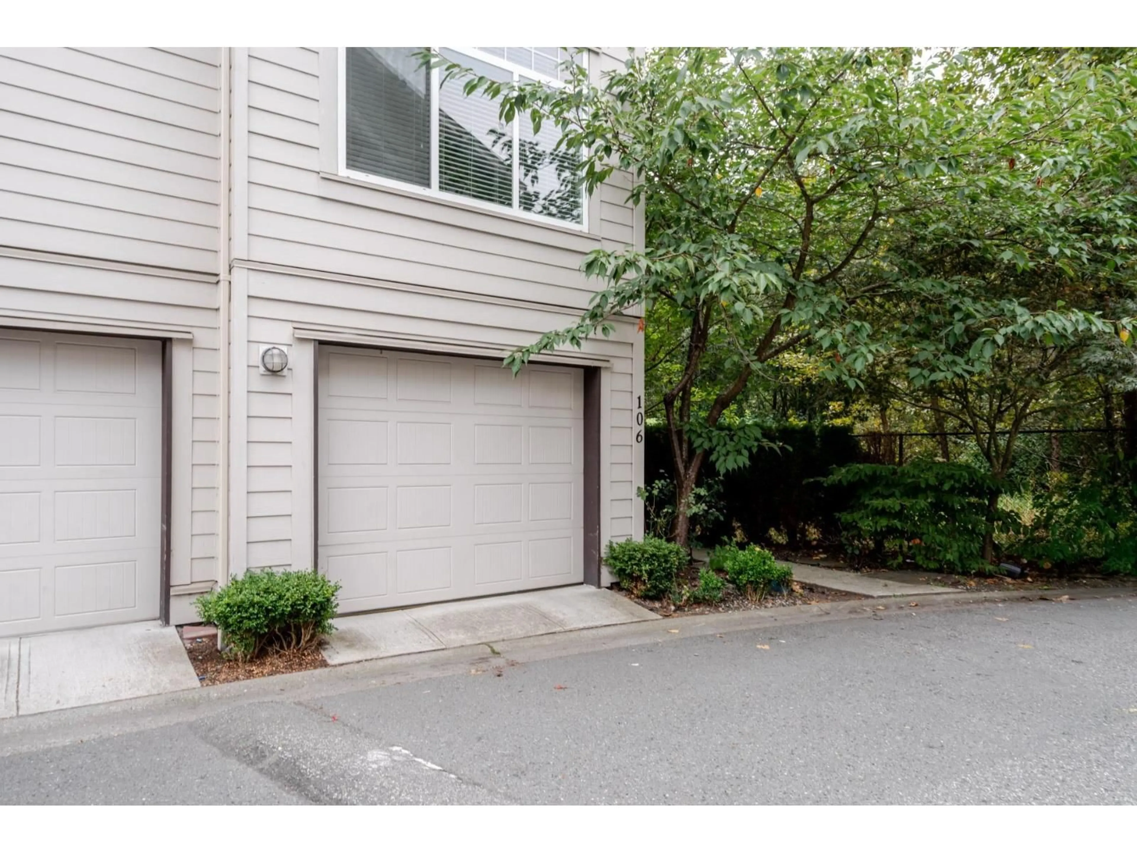 Unknown for 106 - 15399 GUILDFORD, Surrey British Columbia V3R7C6