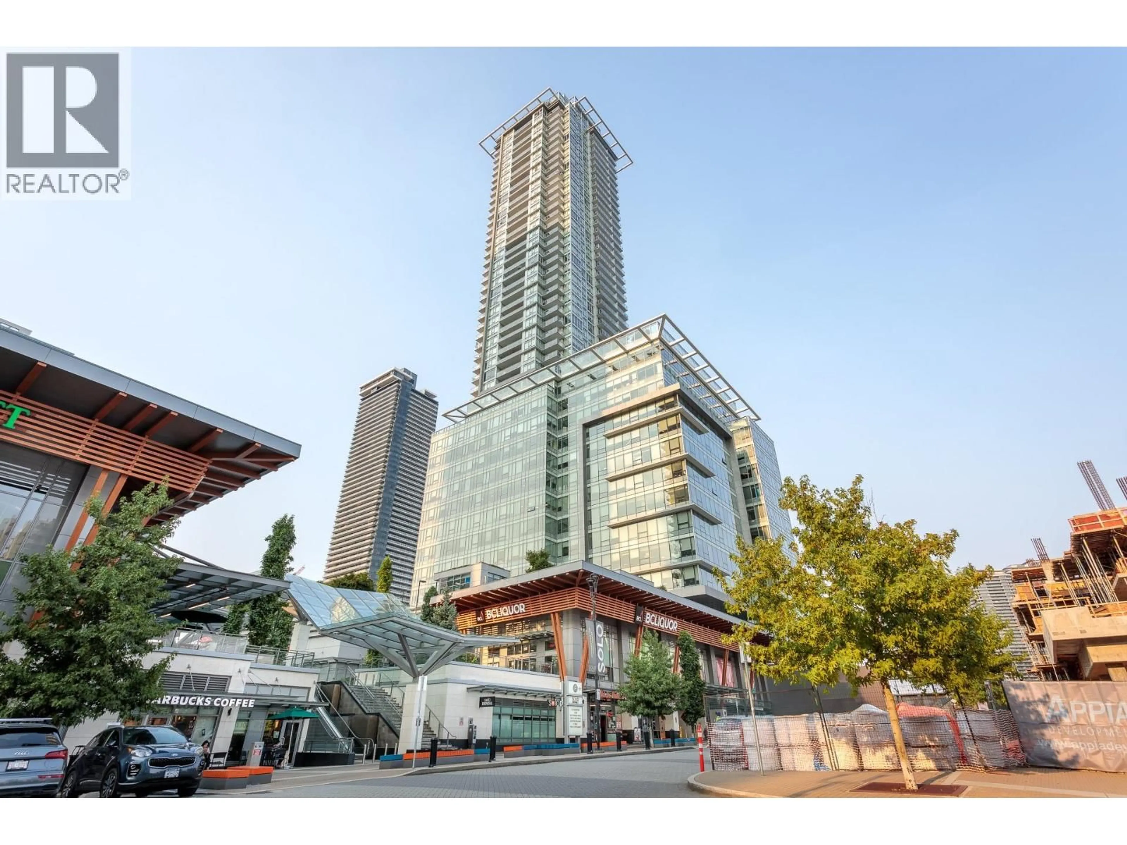Indoor foyer for 2603 - 4485 SKYLINE DRIVE, Burnaby British Columbia V5C0J2