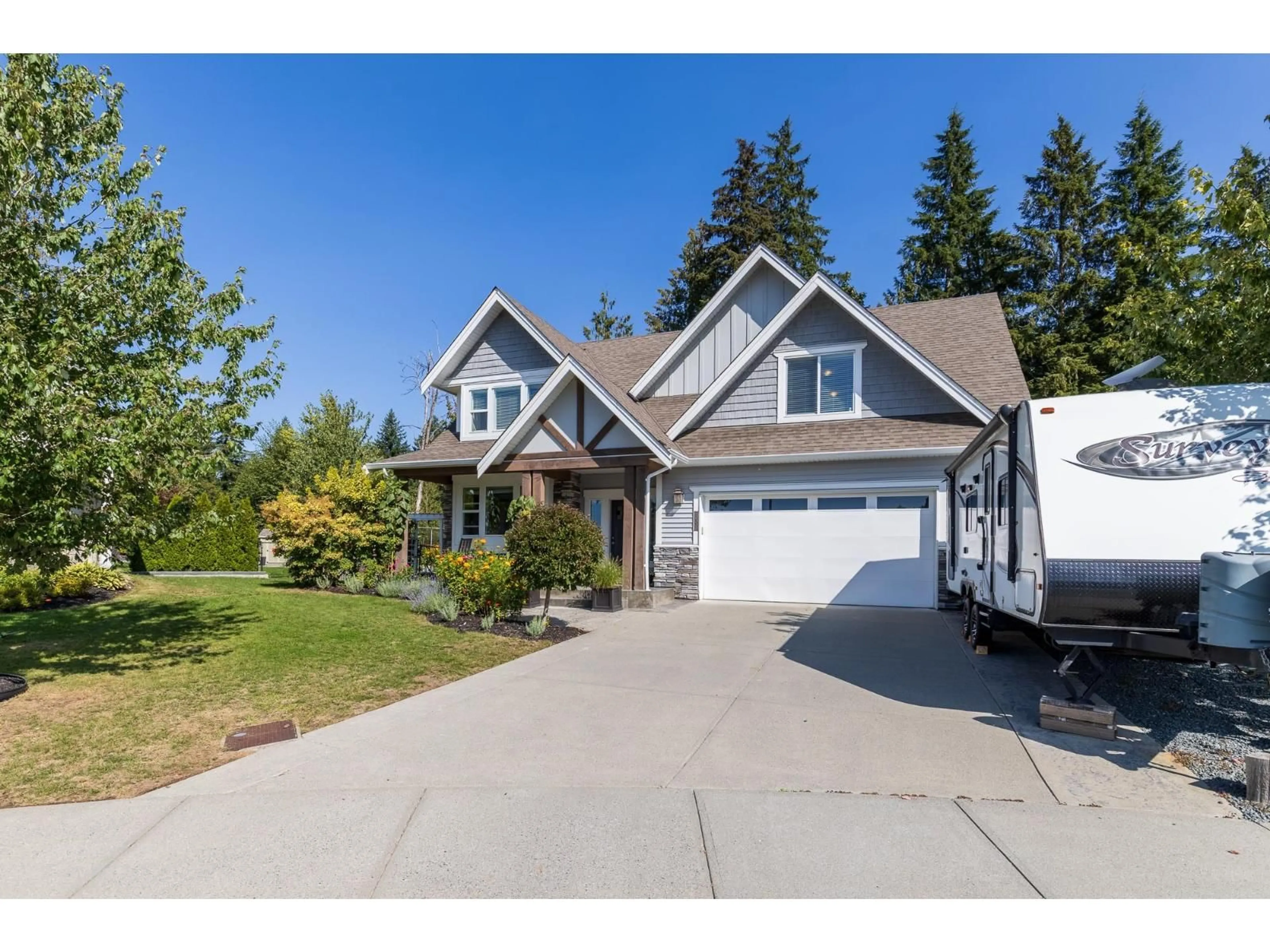 Home with vinyl exterior material, street for 50335 SIENNA AVENUE, Chilliwack British Columbia V4Z0C4