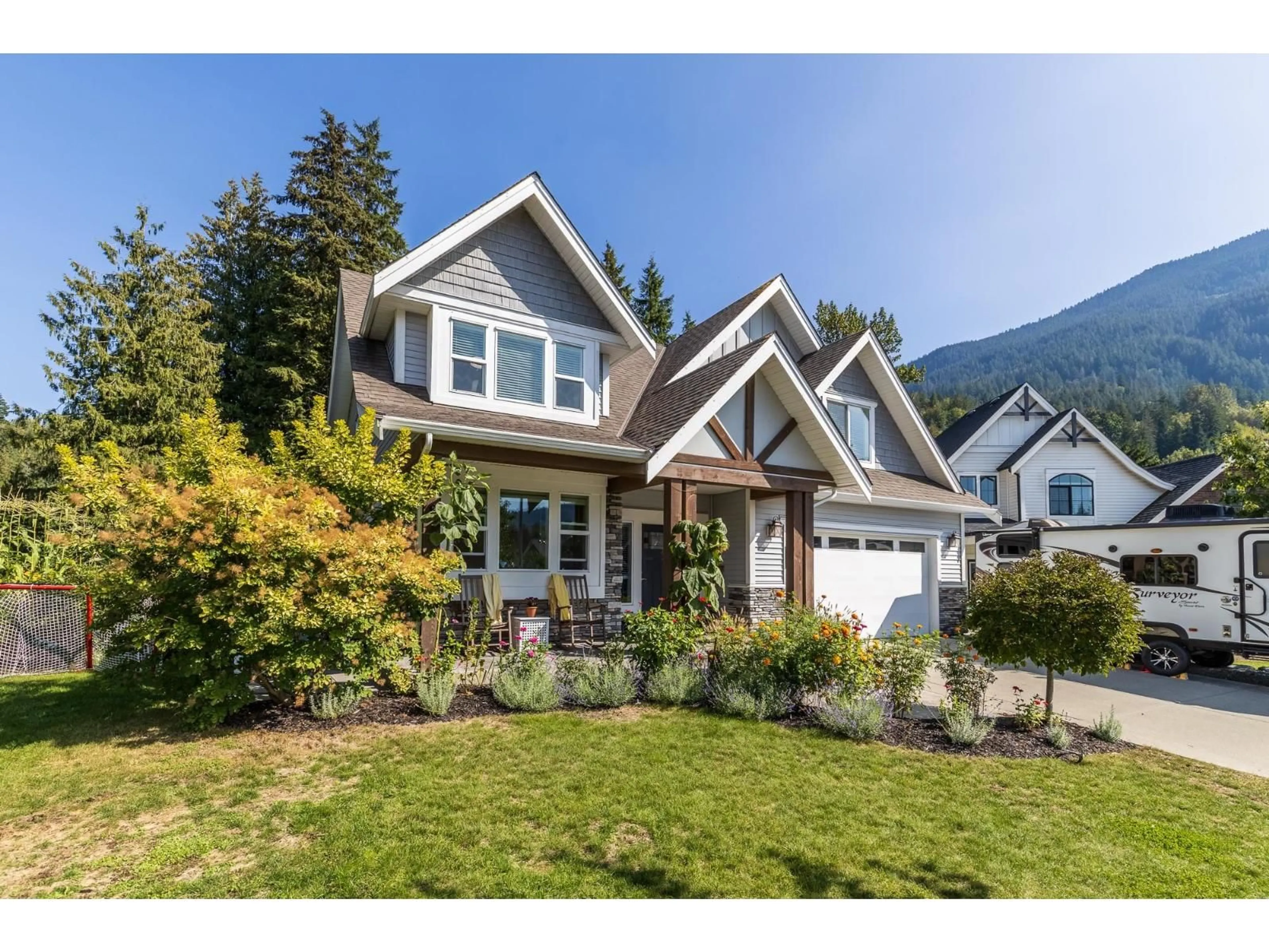 Home with vinyl exterior material, mountain view for 50335 SIENNA AVENUE, Chilliwack British Columbia V4Z0C4