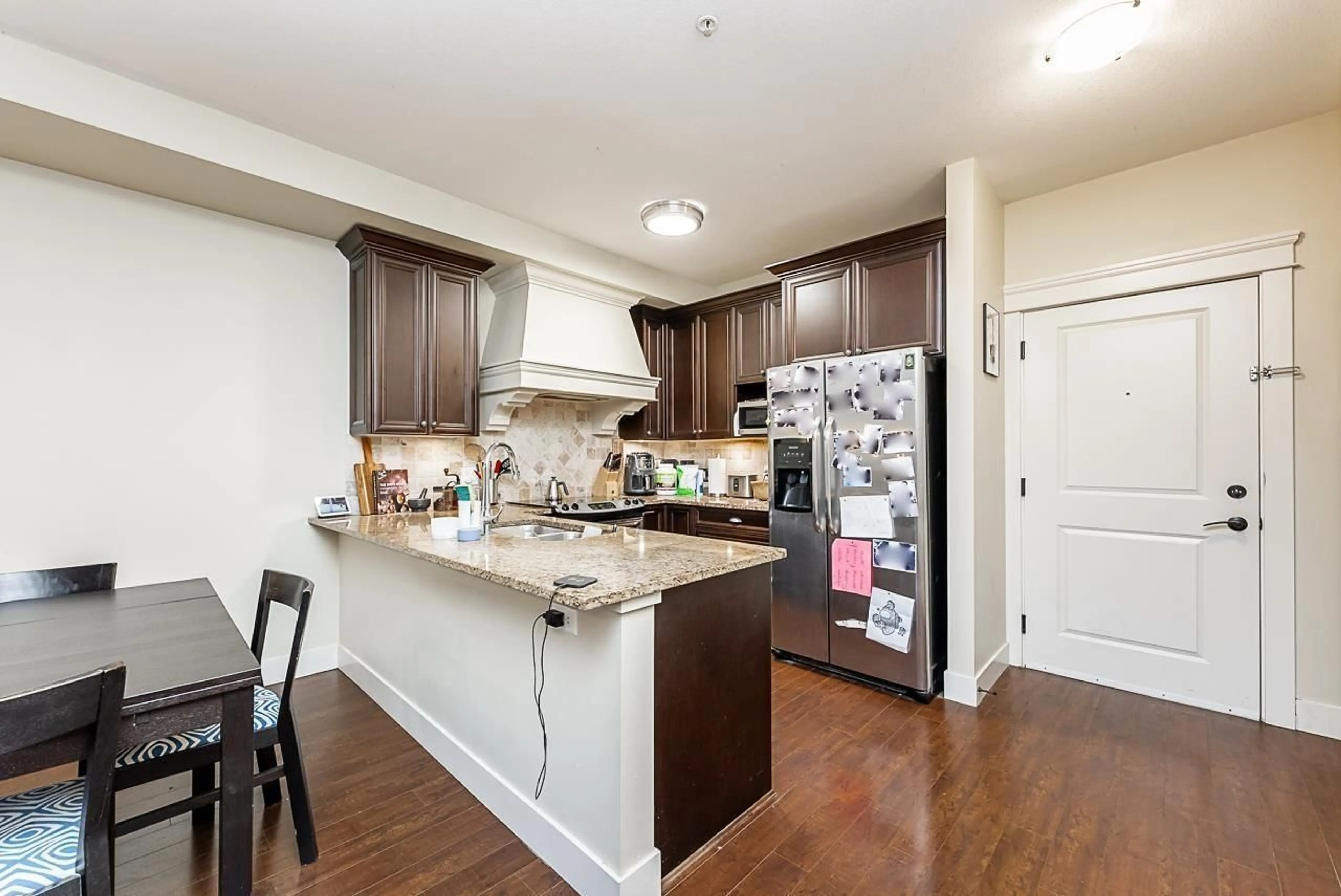 Open concept kitchen, unknown for 107 - 19530 65, Surrey British Columbia V4N6M1