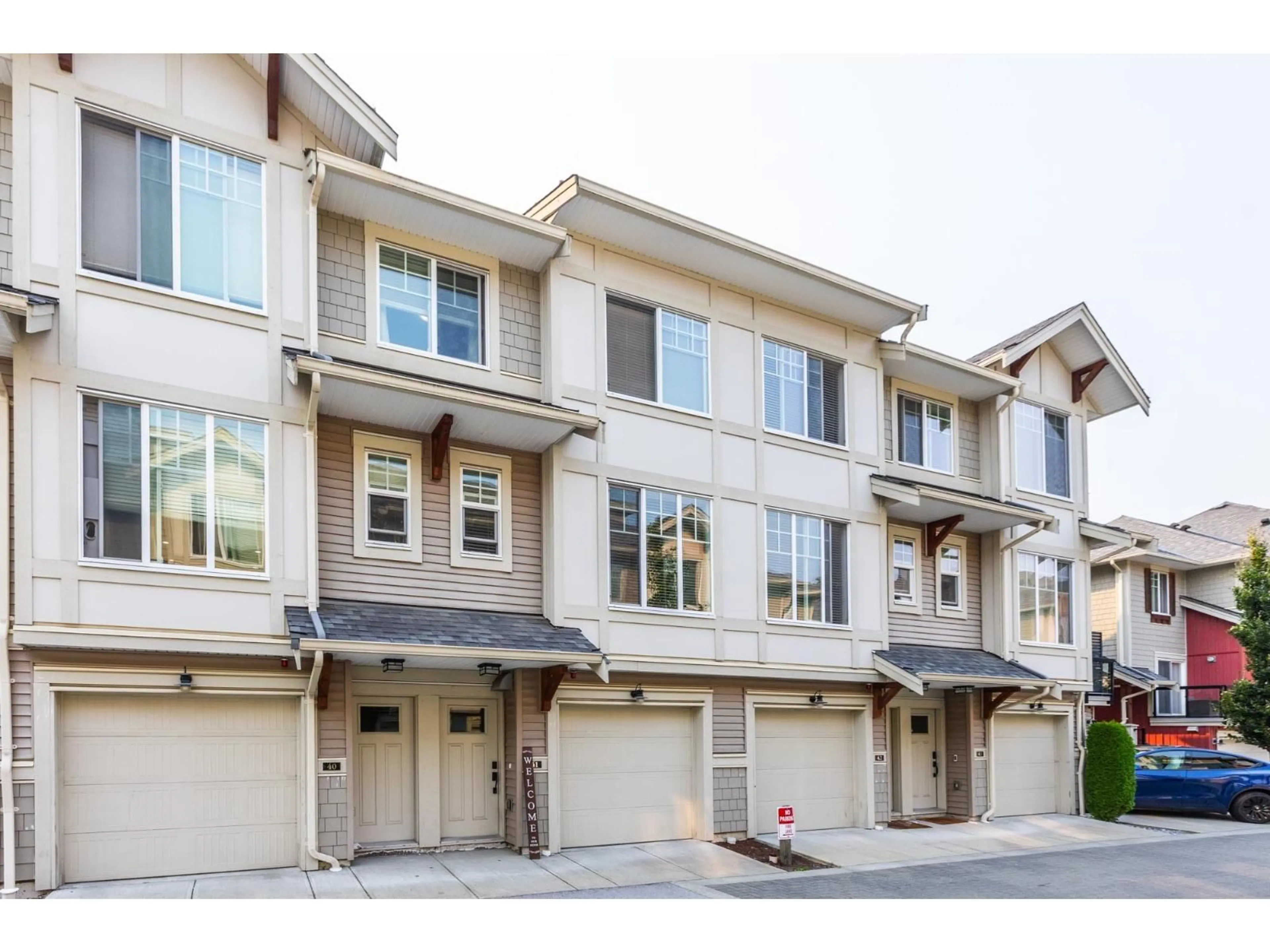 Unknown for 41 - 20498 82, Langley British Columbia V2Y0V1