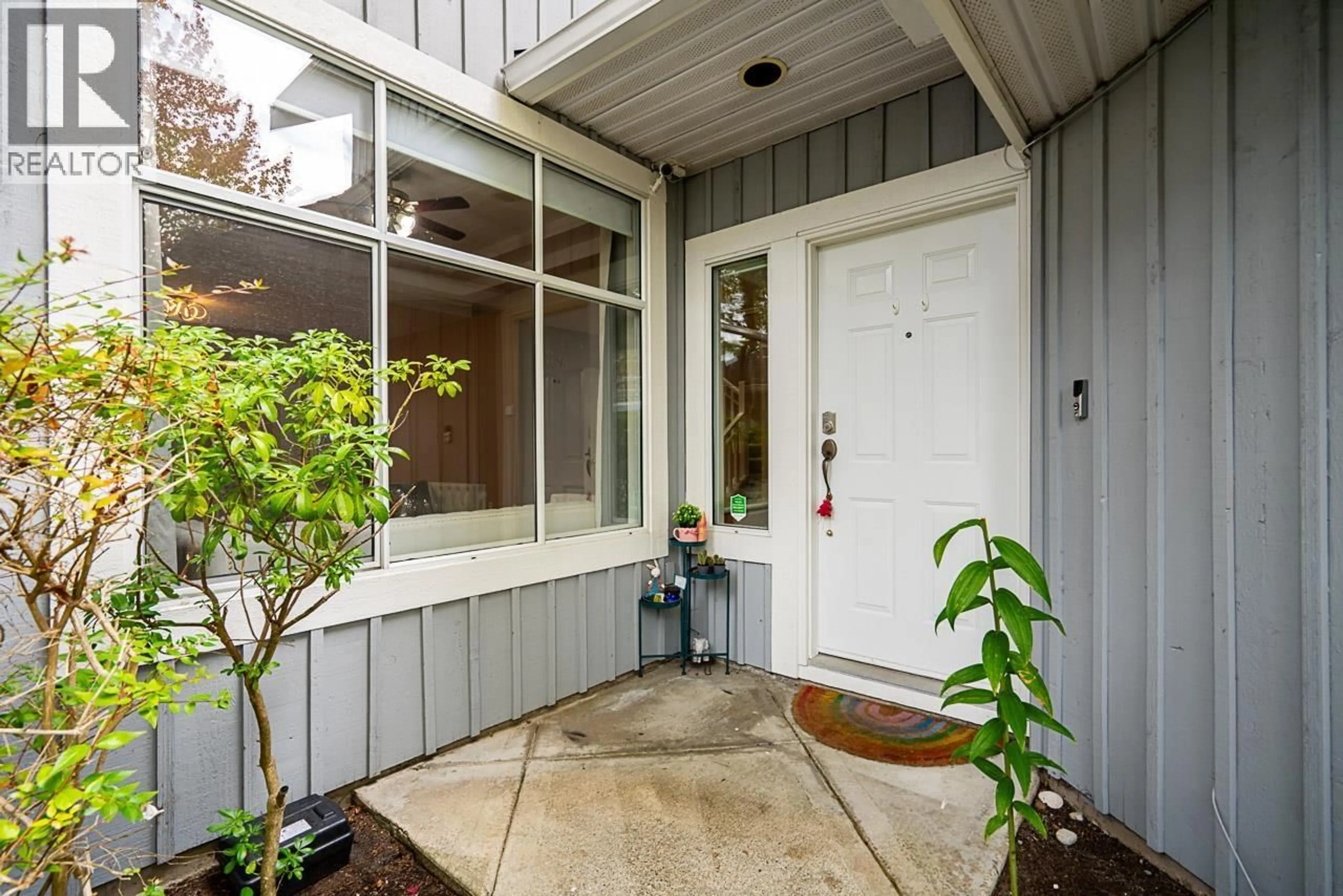 Indoor entryway for 67 - 3555 WESTMINSTER HIGHWAY, Richmond British Columbia V7C5P6
