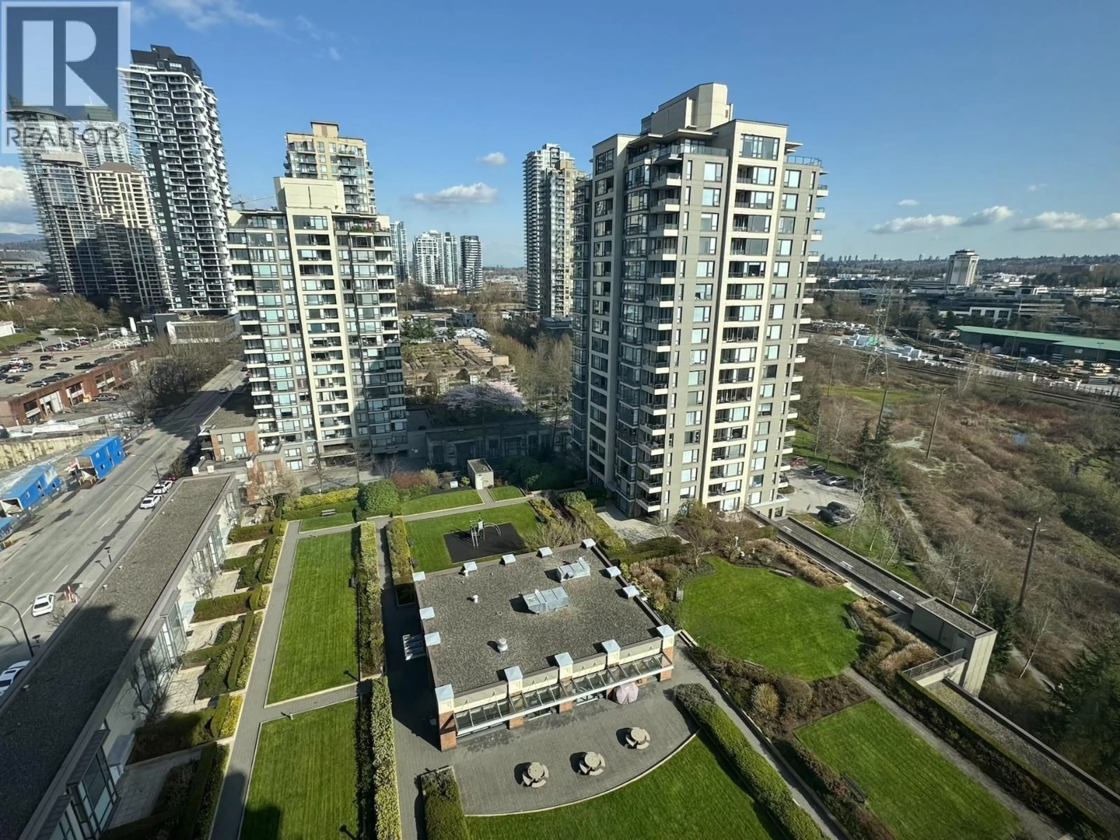 A pic from outside/outdoor area/front of a property/back of a property/a pic from drone, city buildings view from balcony for 1605 - 4118 DAWSON STREET, Burnaby British Columbia V5C0A3