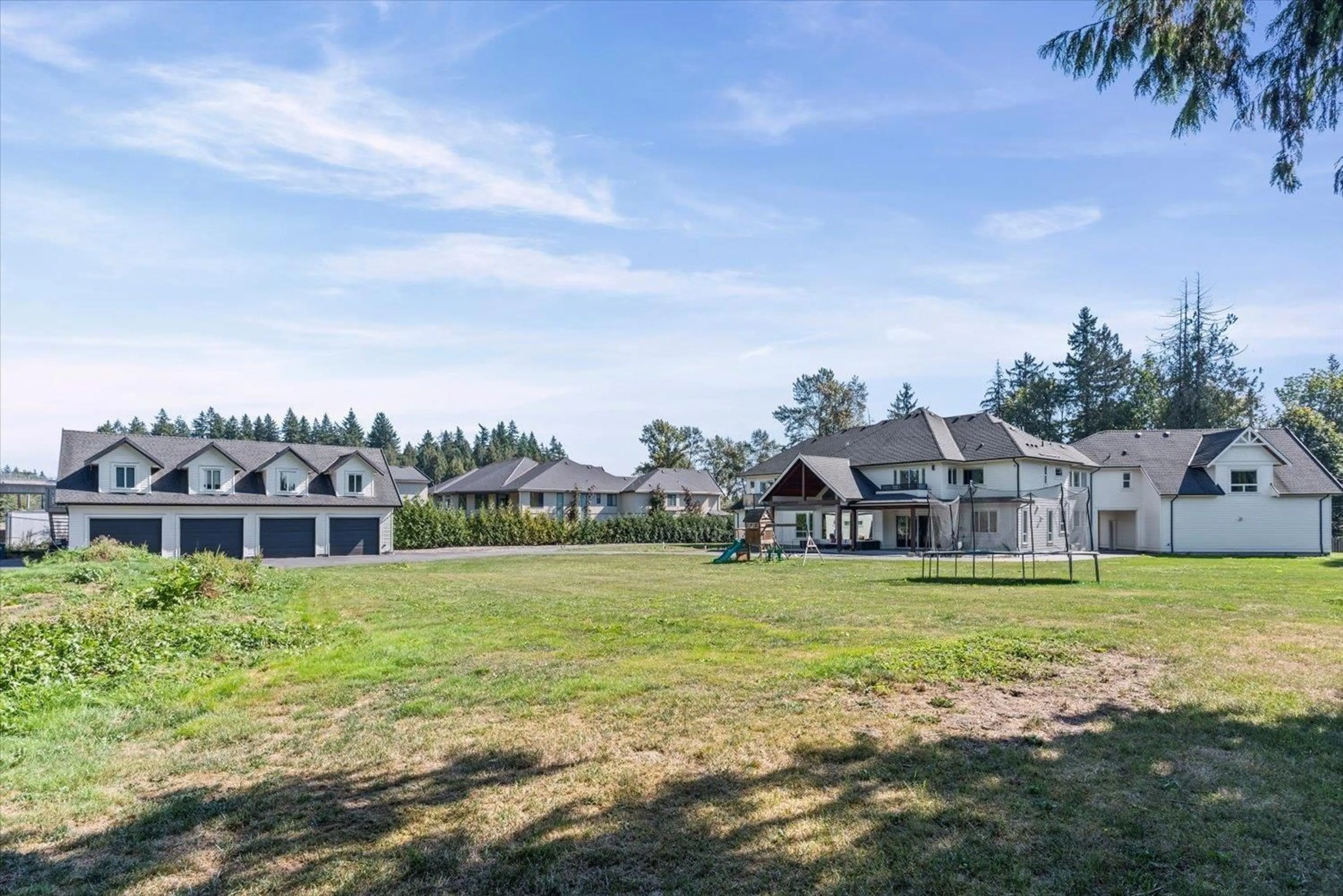 A pic from outside/outdoor area/front of a property/back of a property/a pic from drone, mountain view for 23127 75, Langley British Columbia V1M3S1