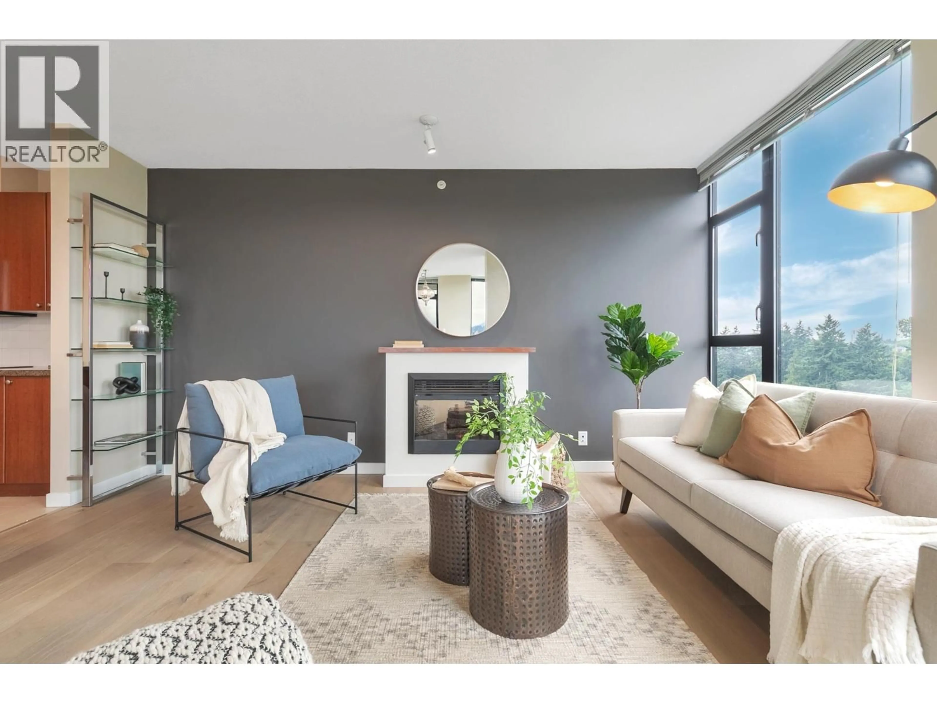 Living room with furniture, unknown for 2203 - 15 ROYAL AVENUE, New Westminster British Columbia V3L0A9