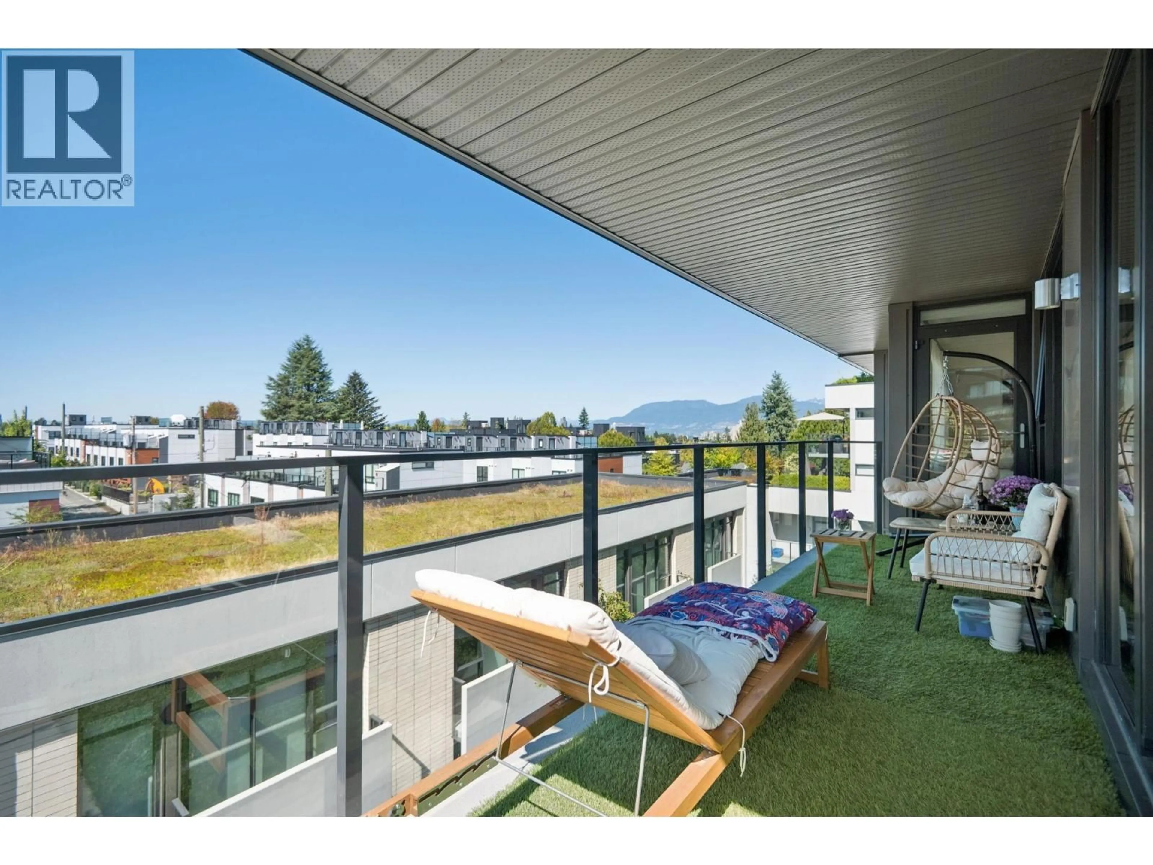 Patio, water/lake/river/ocean view for 510 - 4427 CAMBIE STREET, Vancouver British Columbia V5Z2Y8