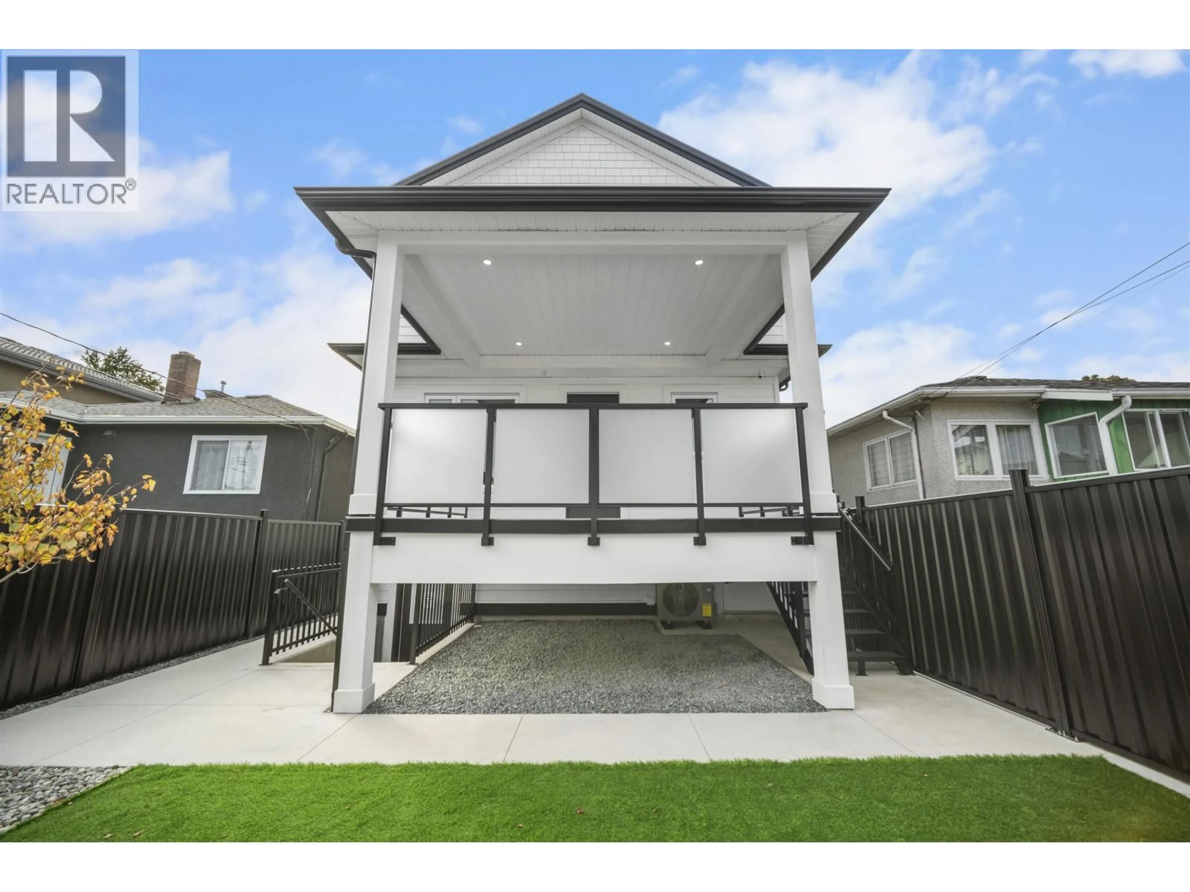 Unknown for 2 - 5380 CULLODEN STREET, Vancouver British Columbia V5W3R6