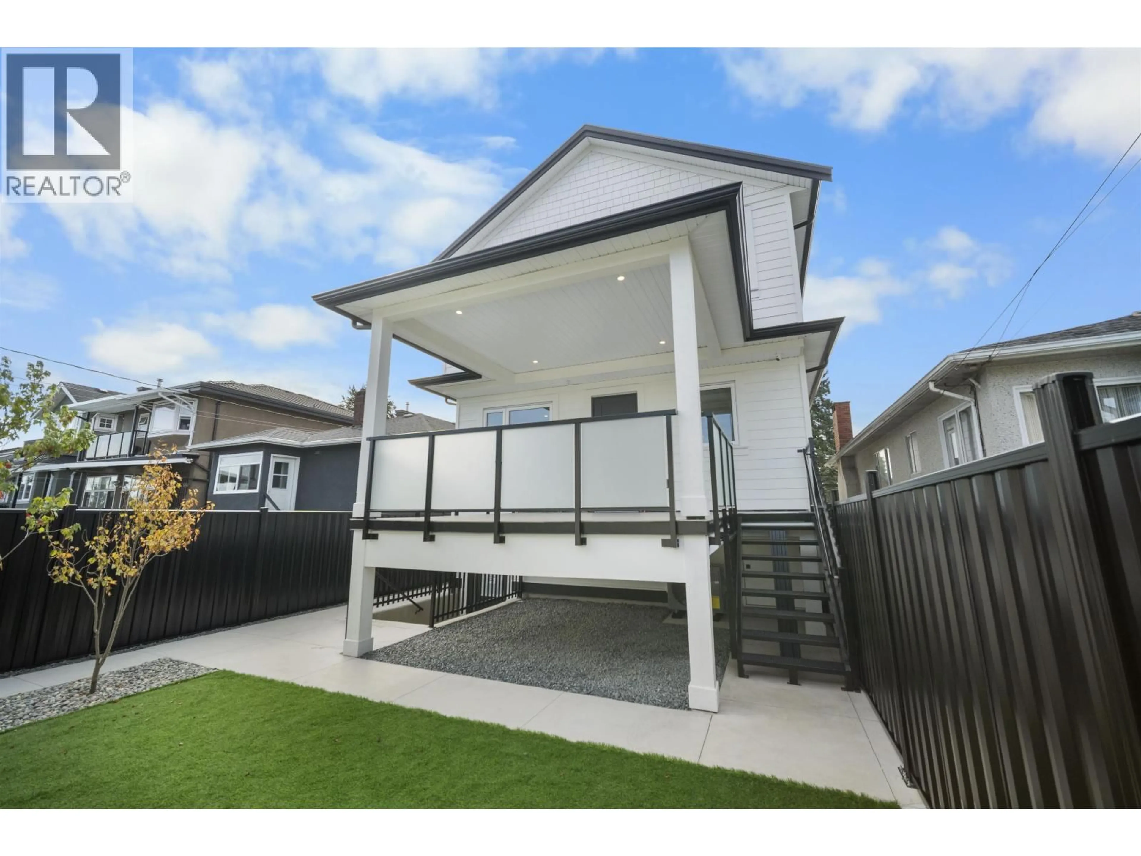 Unknown for 2 - 5380 CULLODEN STREET, Vancouver British Columbia V5W3R6