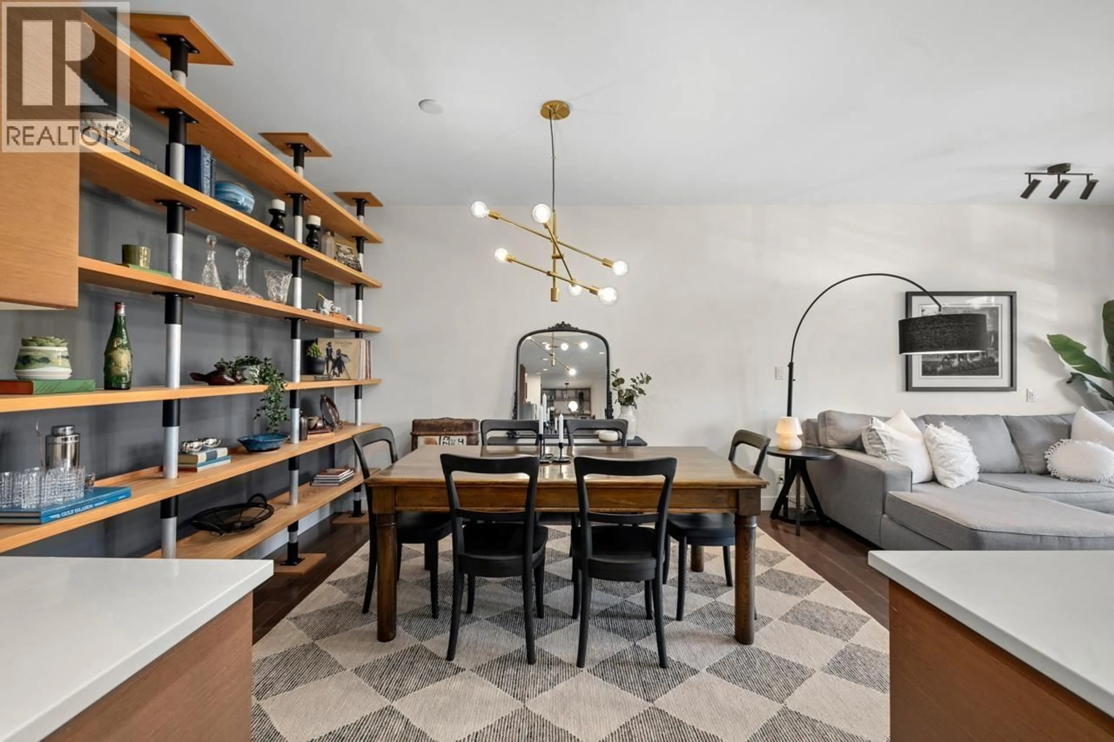 Dining room, ceramic/tile floor for 310 - 3294 MT SEYMOUR PARKWAY, North Vancouver British Columbia V7H0B1