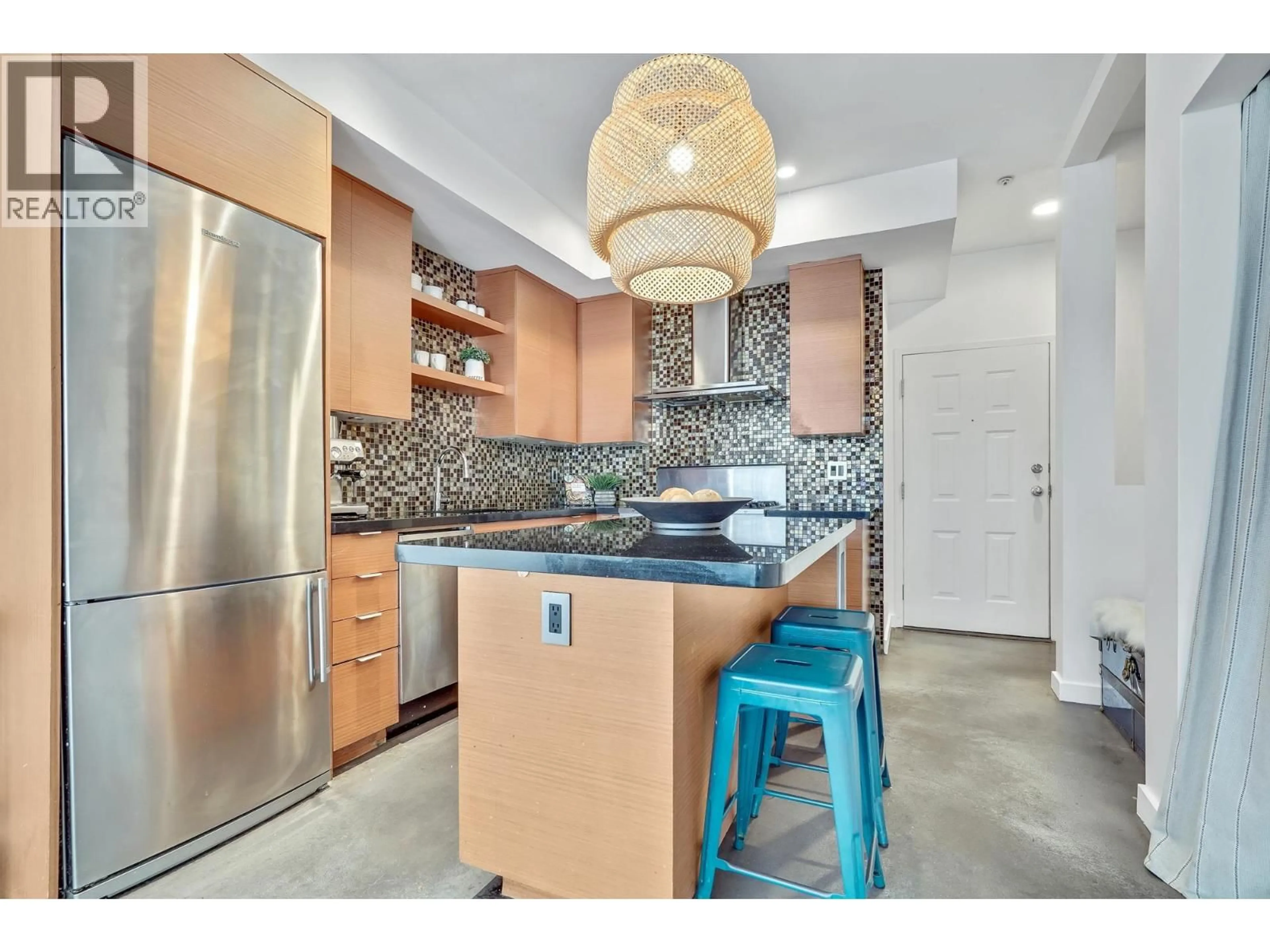 Unknown for 122 - 3440 BROADWAY, Vancouver British Columbia V6R4R2