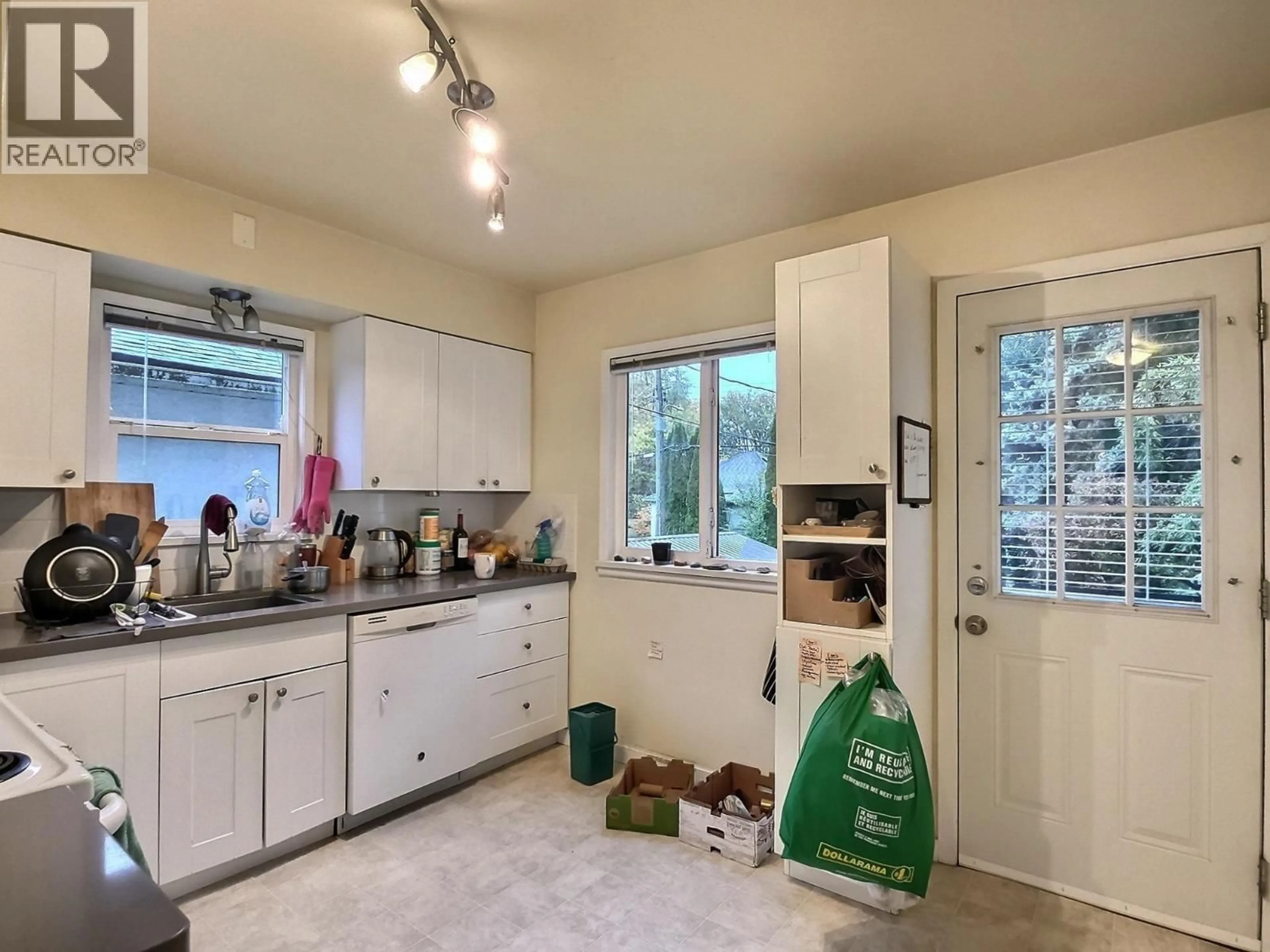 Unknown for 1621 ADANAC STREET, Vancouver British Columbia V5L2C7