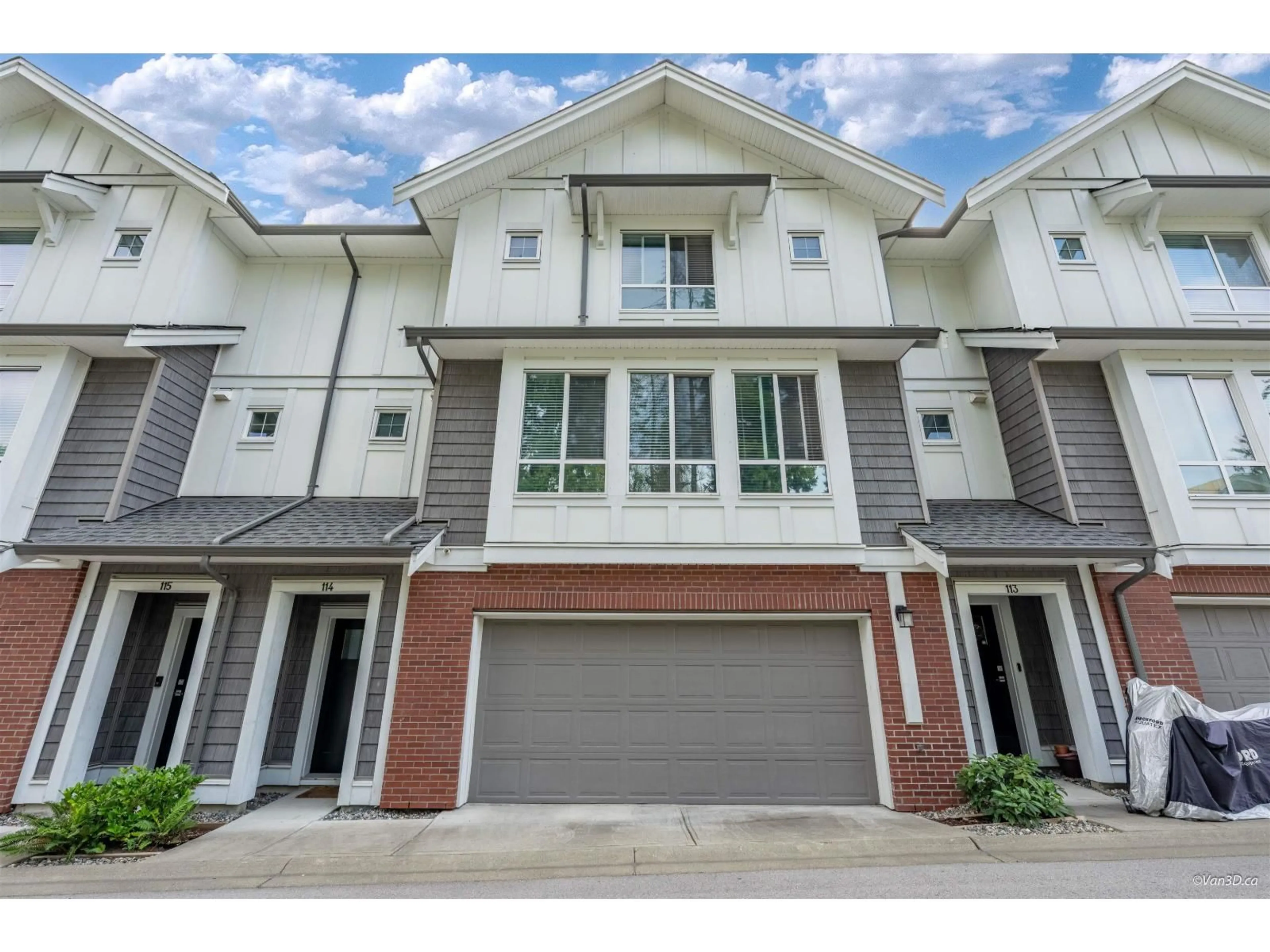 Home with vinyl exterior material, street for 114 - 9688 162A, Surrey British Columbia V4N6V3