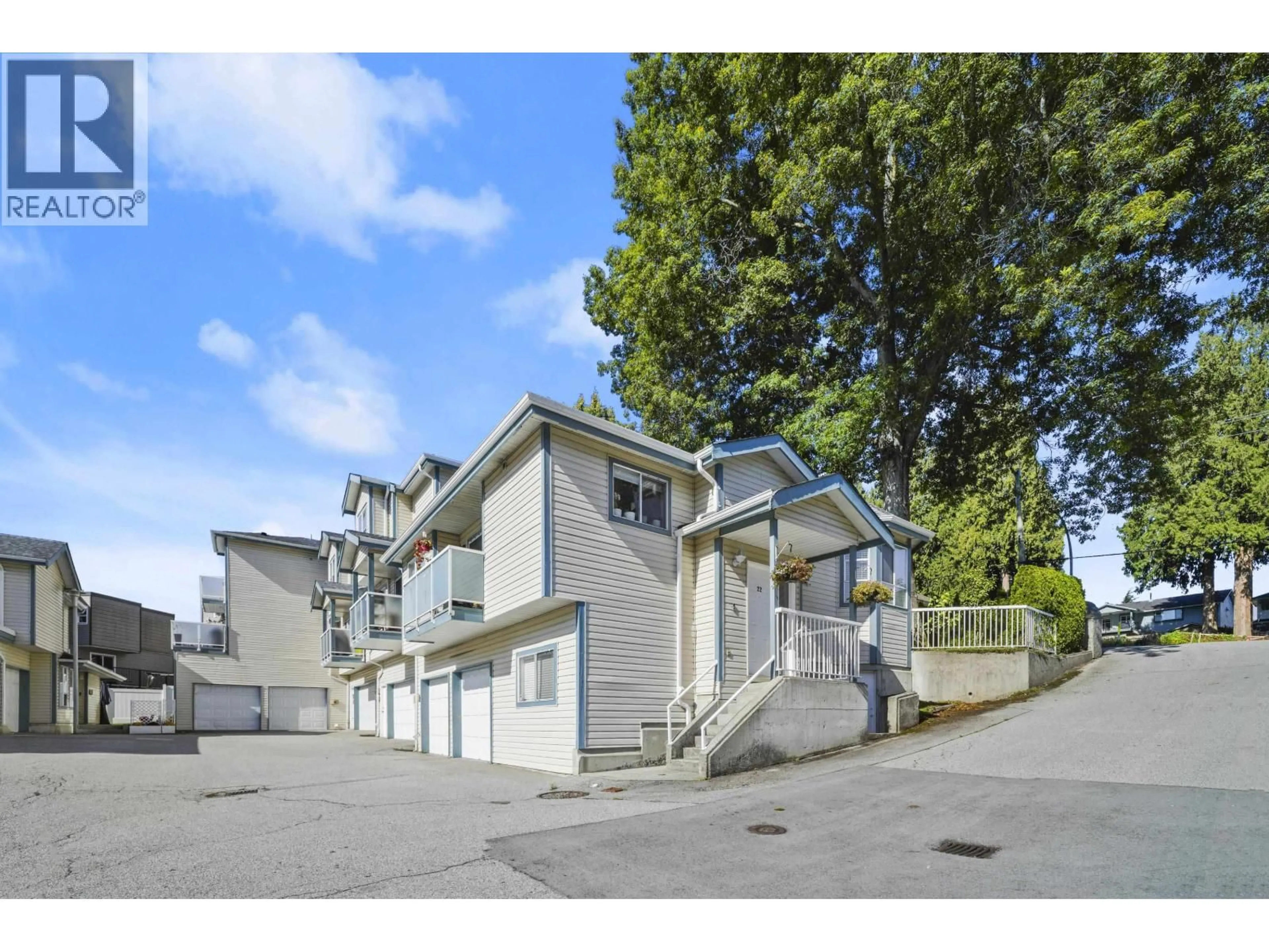 A pic from outside/outdoor area/front of a property/back of a property/a pic from drone, street for 21 - 1838 HARBOUR STREET, Port Coquitlam British Columbia V3C1A3