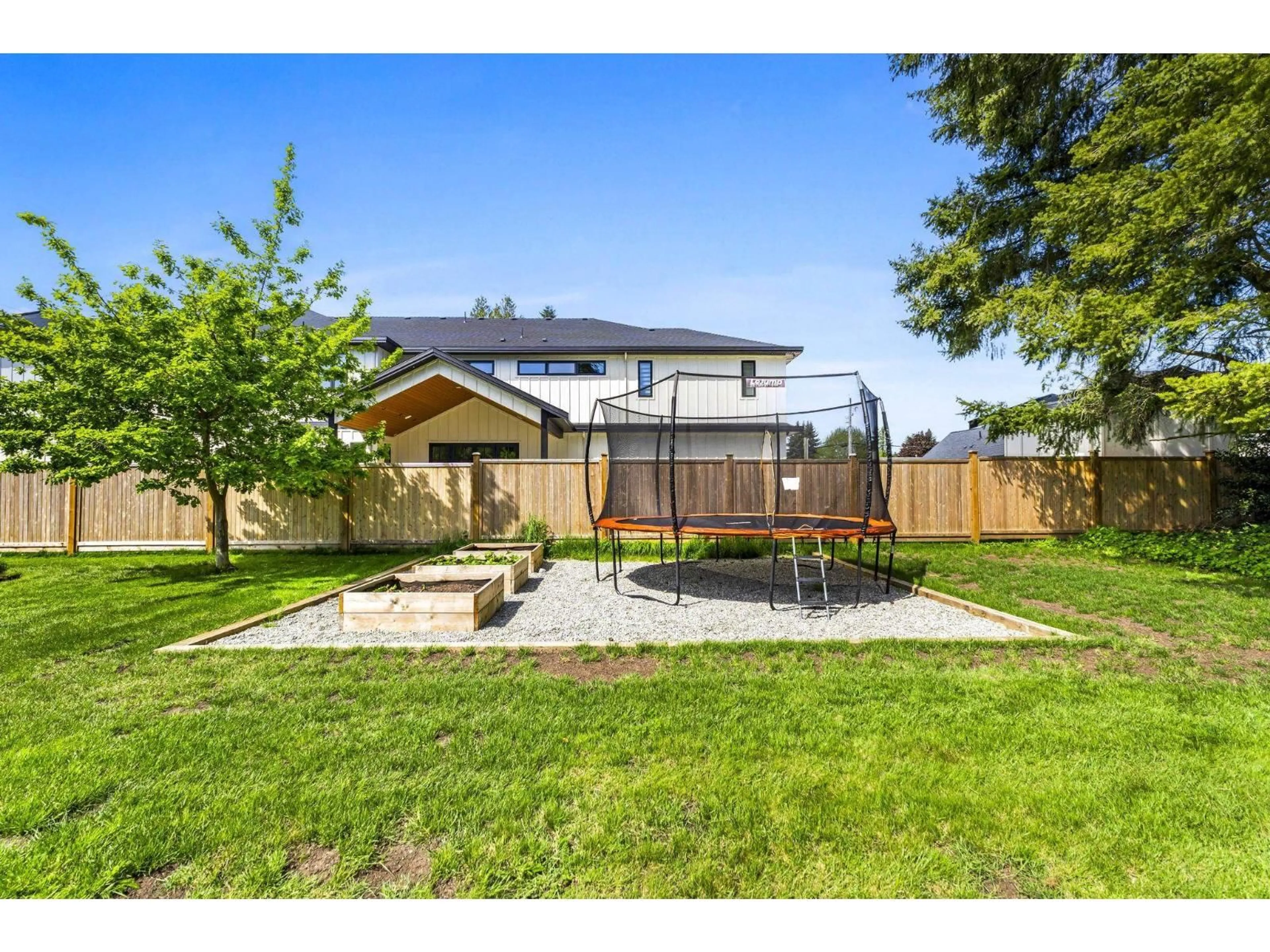 Unknown for 24633 56, Langley British Columbia V2Z1B9