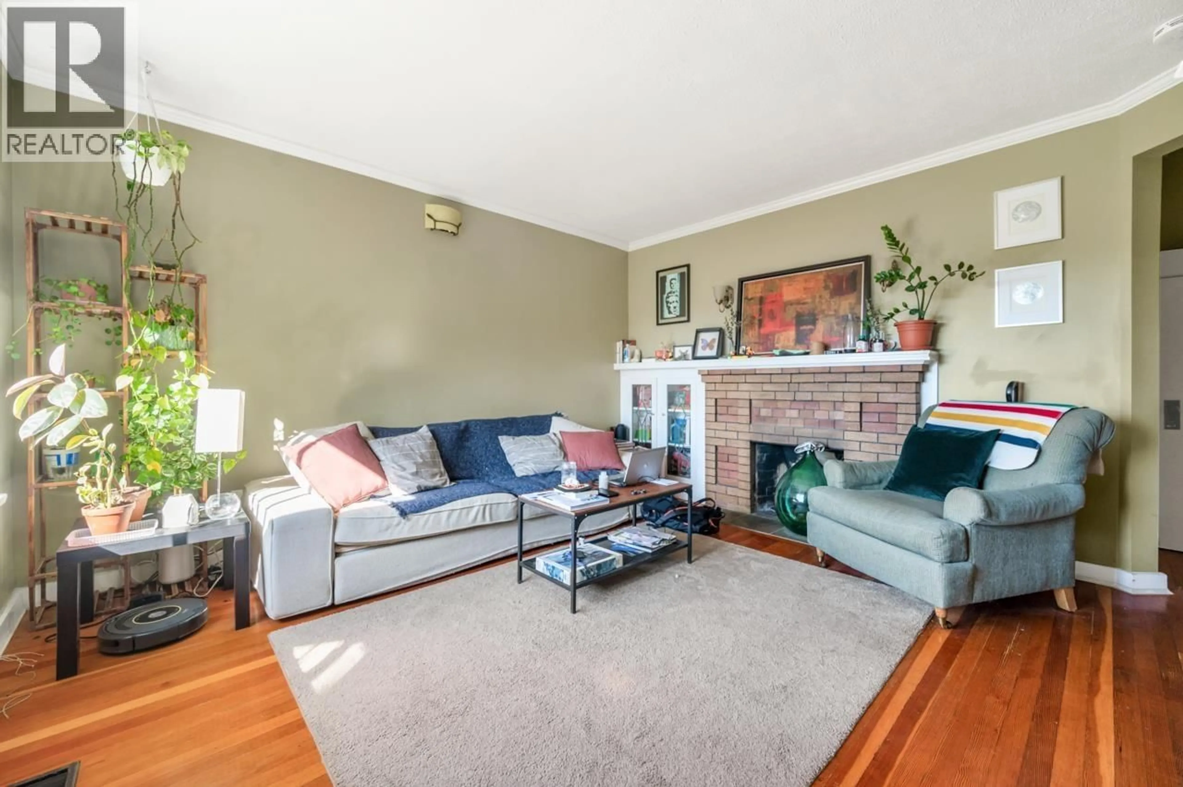 Living room with furniture, unknown for 2641 7TH AVENUE, Vancouver British Columbia V5M1T6