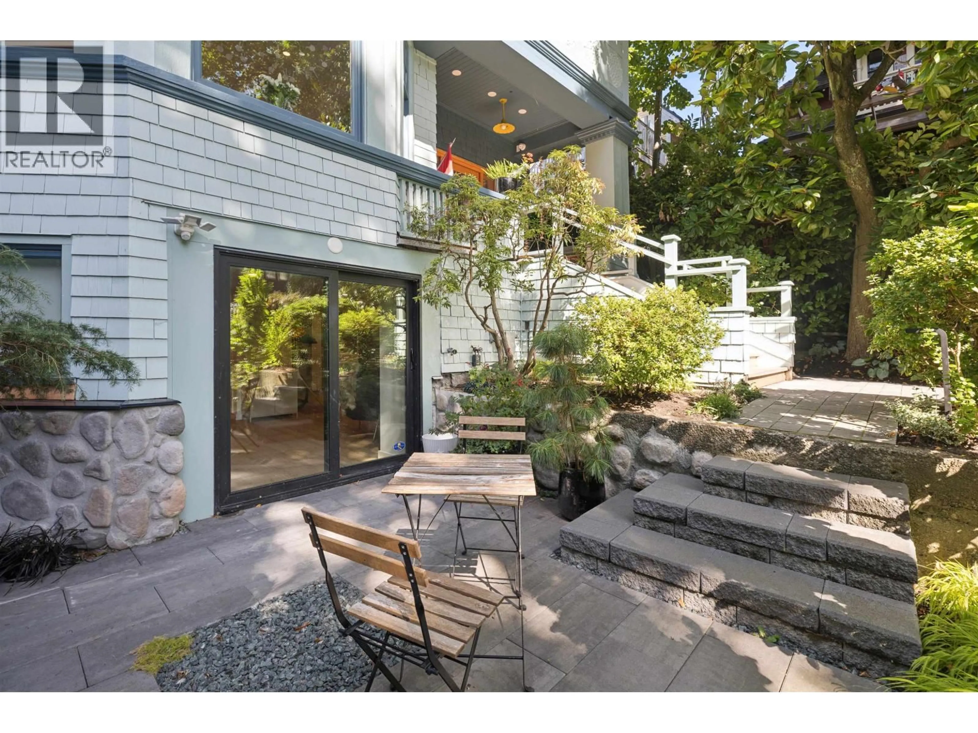 Patio, street for 2615 2ND AVENUE, Vancouver British Columbia V6K1K1