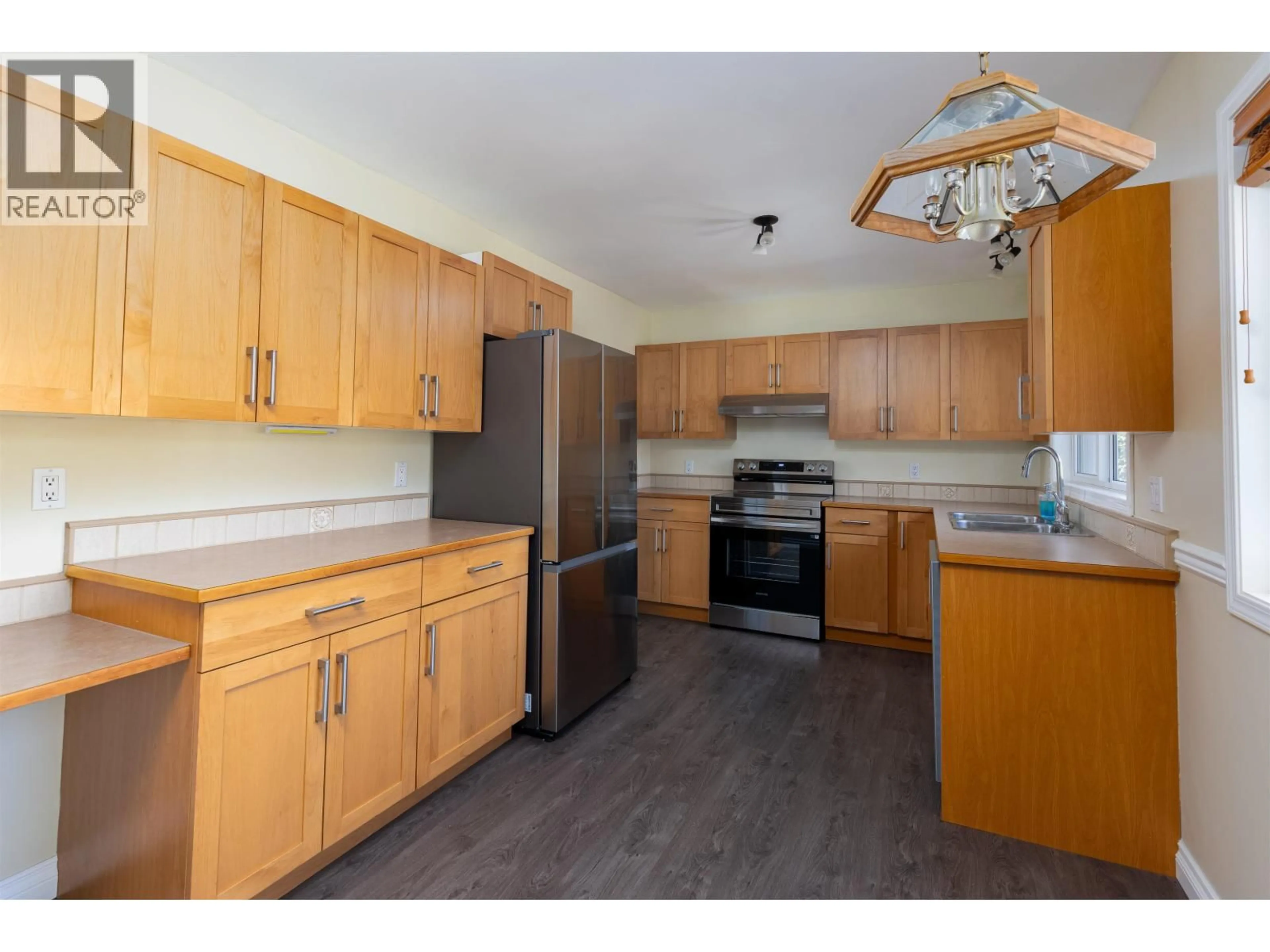 Standard kitchen, unknown for 4732 BOLTON AVENUE, Terrace British Columbia V8G4T9
