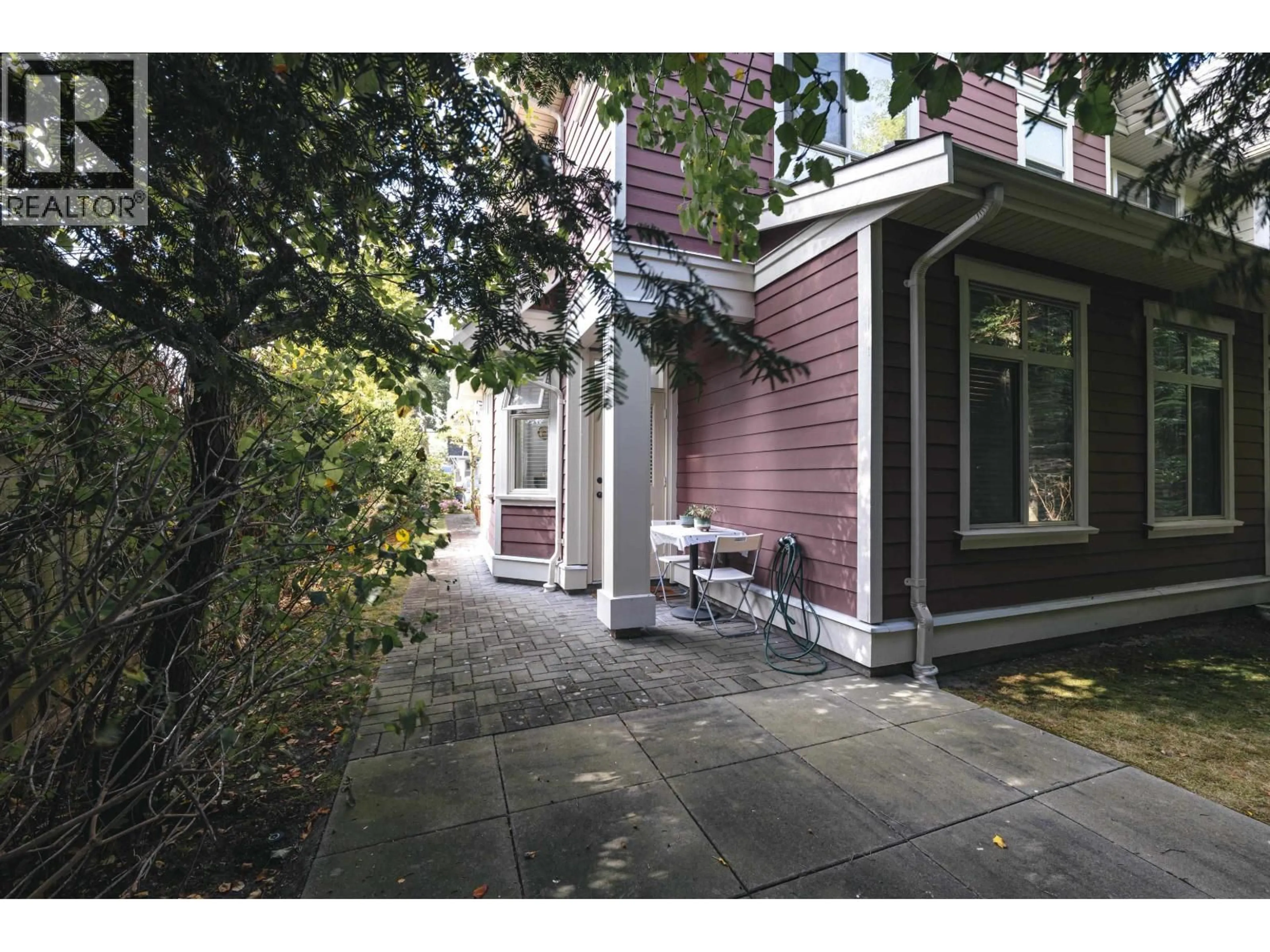 Patio, street for 5 - 9600 NO. 3 ROAD, Richmond British Columbia V7A1W3