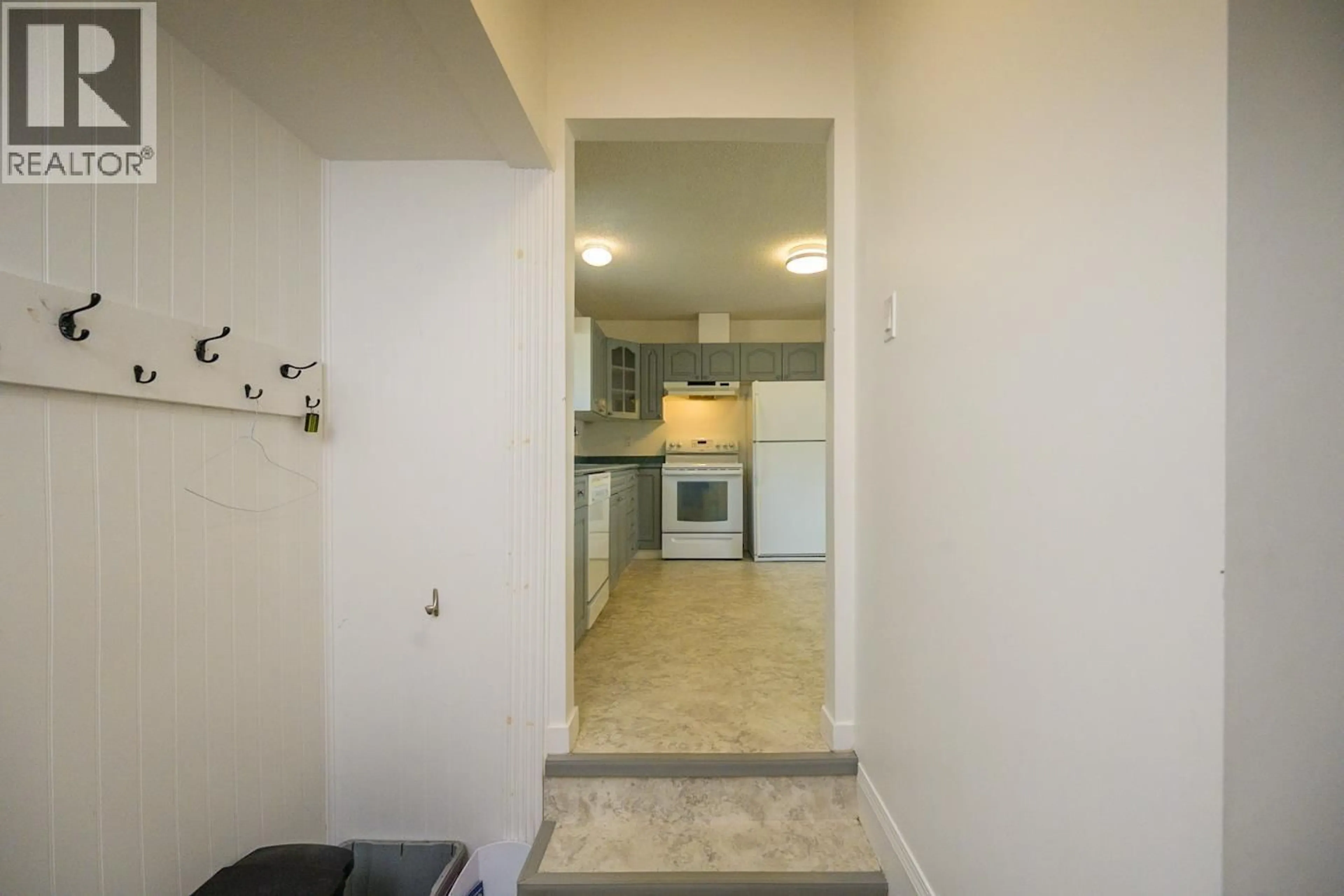 Standard kitchen, unknown for 6002 GAUTHIER ROAD, Prince George British Columbia V2N5M5