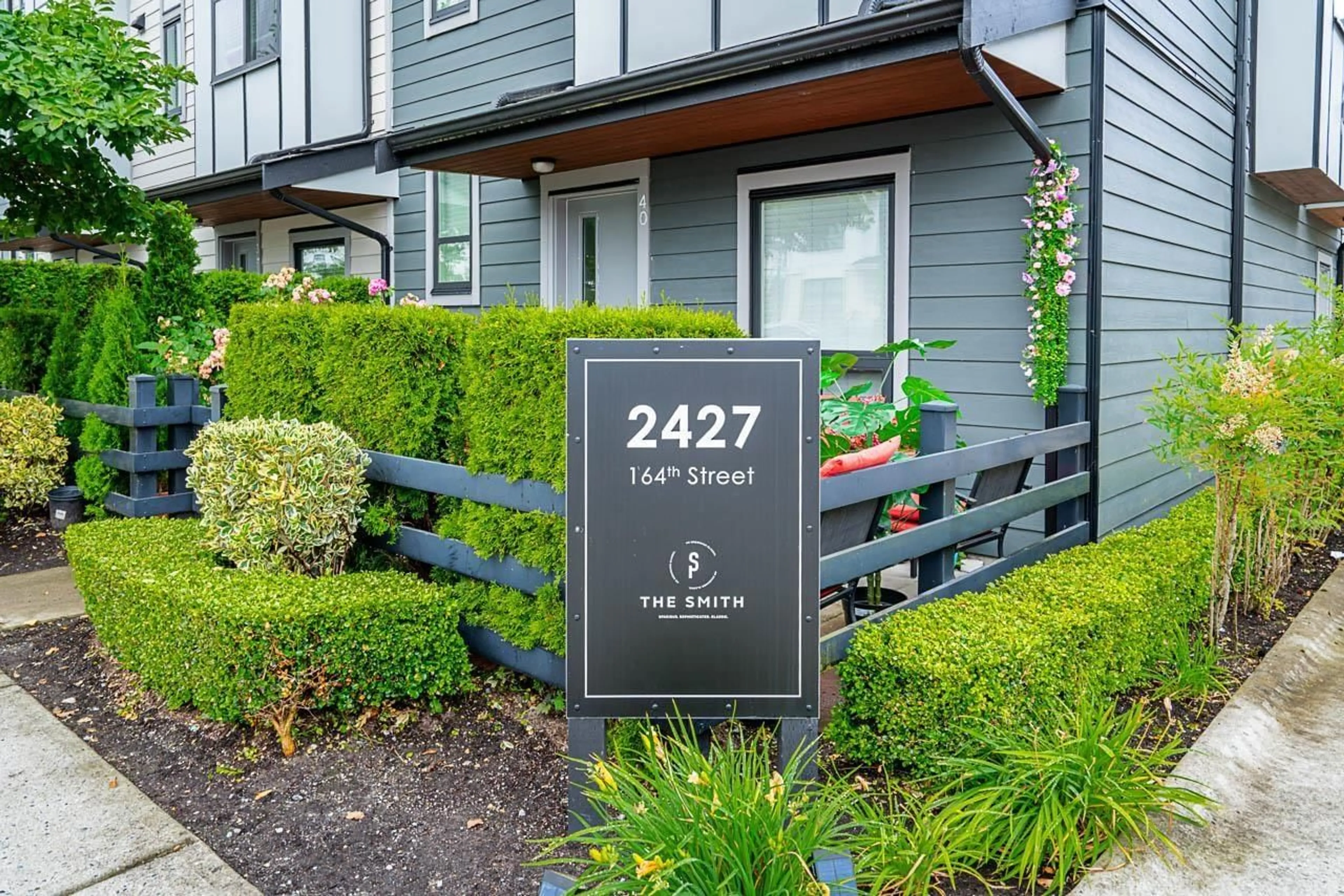 Indoor entryway for 38 - 2427 164, Surrey British Columbia V3Z0R6