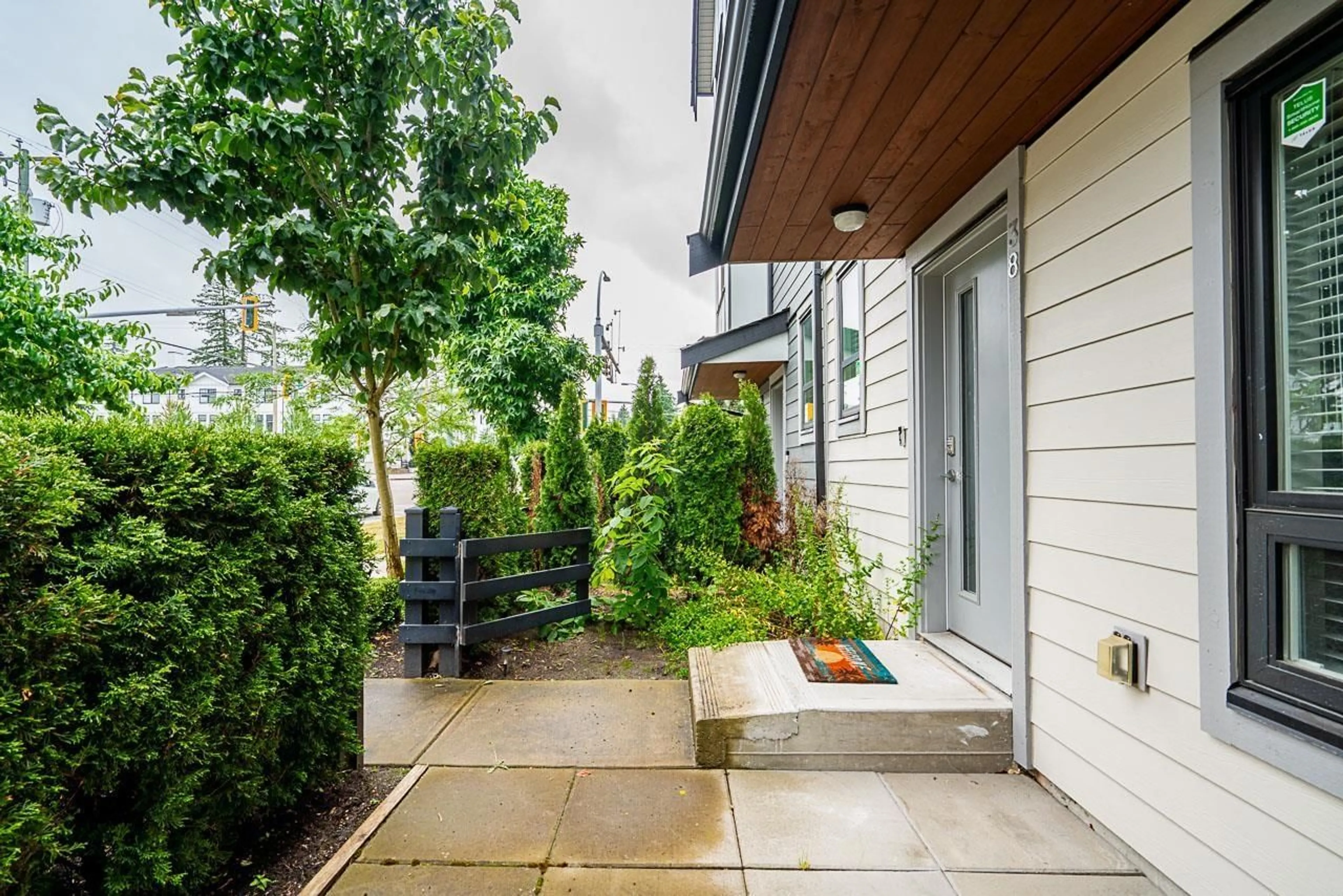 Patio, street for 38 - 2427 164, Surrey British Columbia V3Z0R6