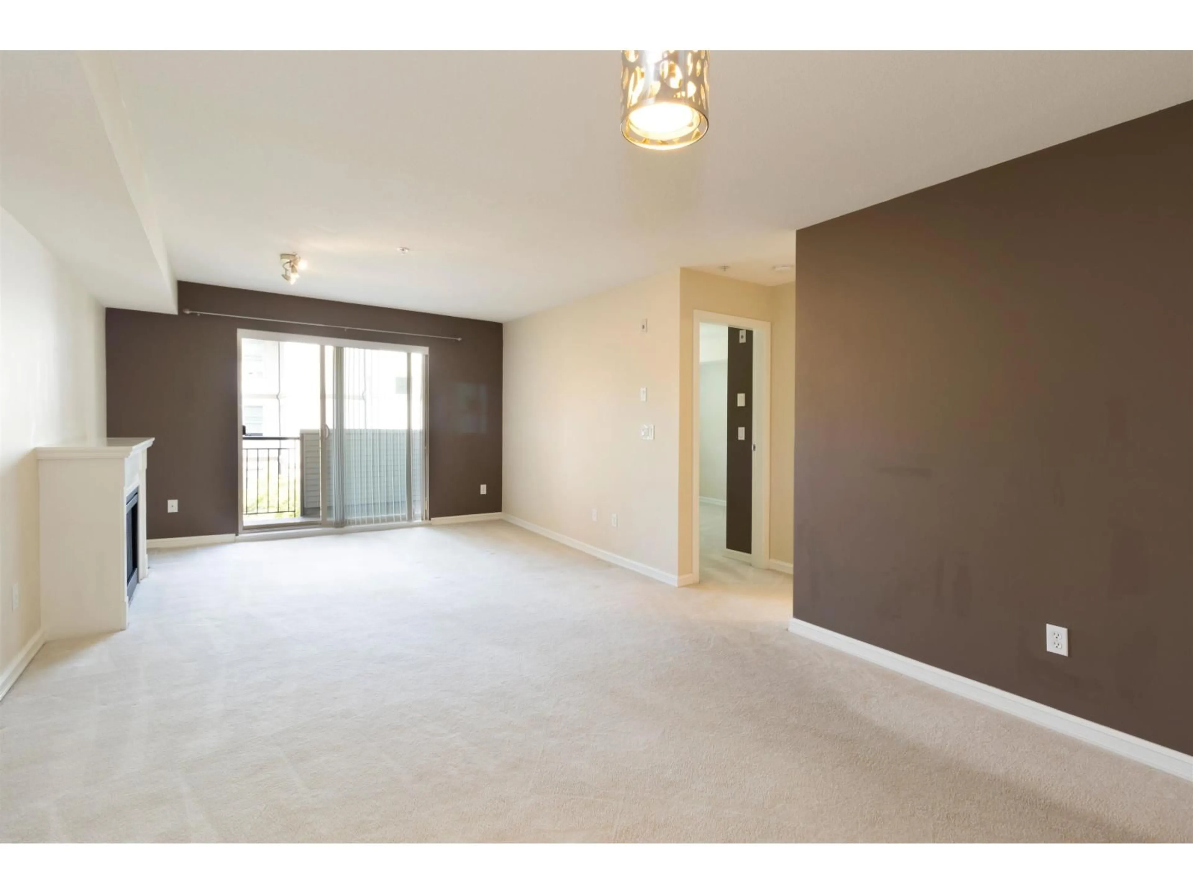 A pic of a room for 311 - 10088 148, Surrey British Columbia V3R3M9