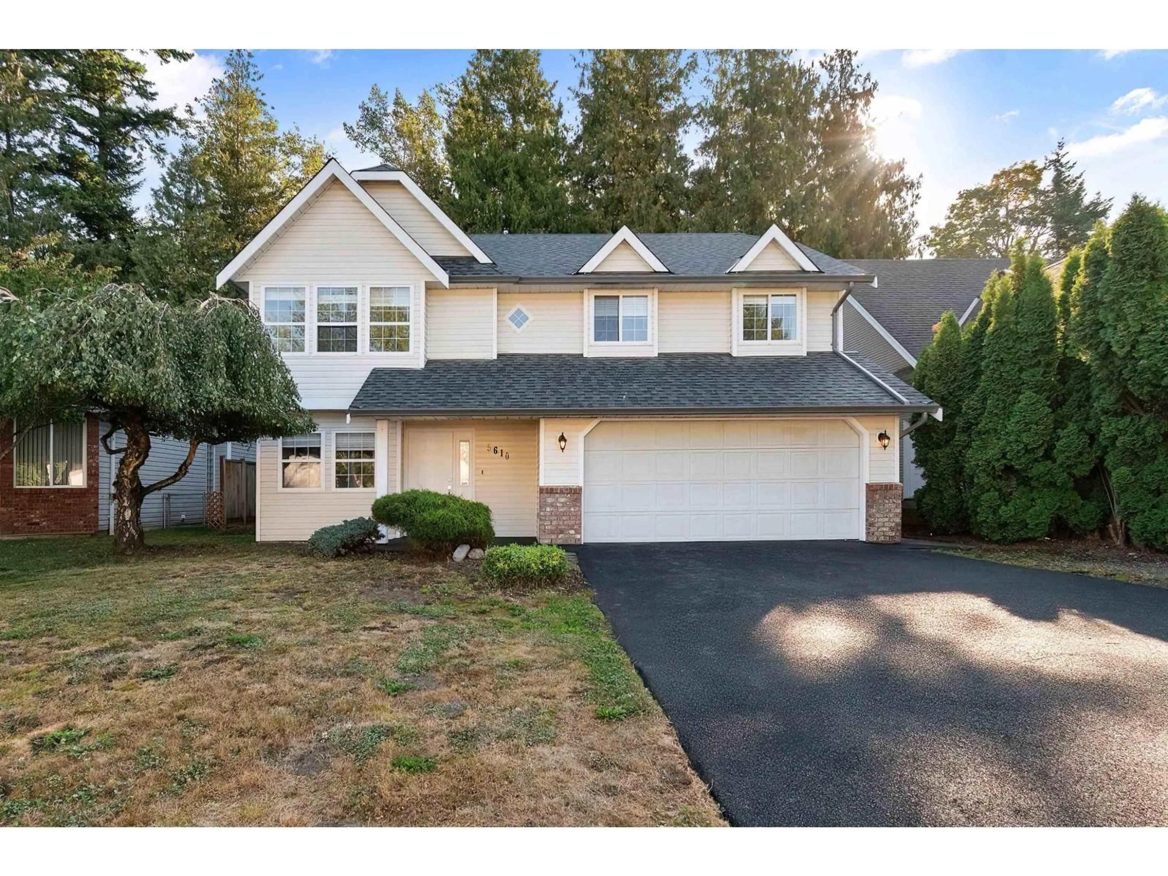 Home with vinyl exterior material, street for 5610 JANIS STREET, Chilliwack British Columbia V2R3K3