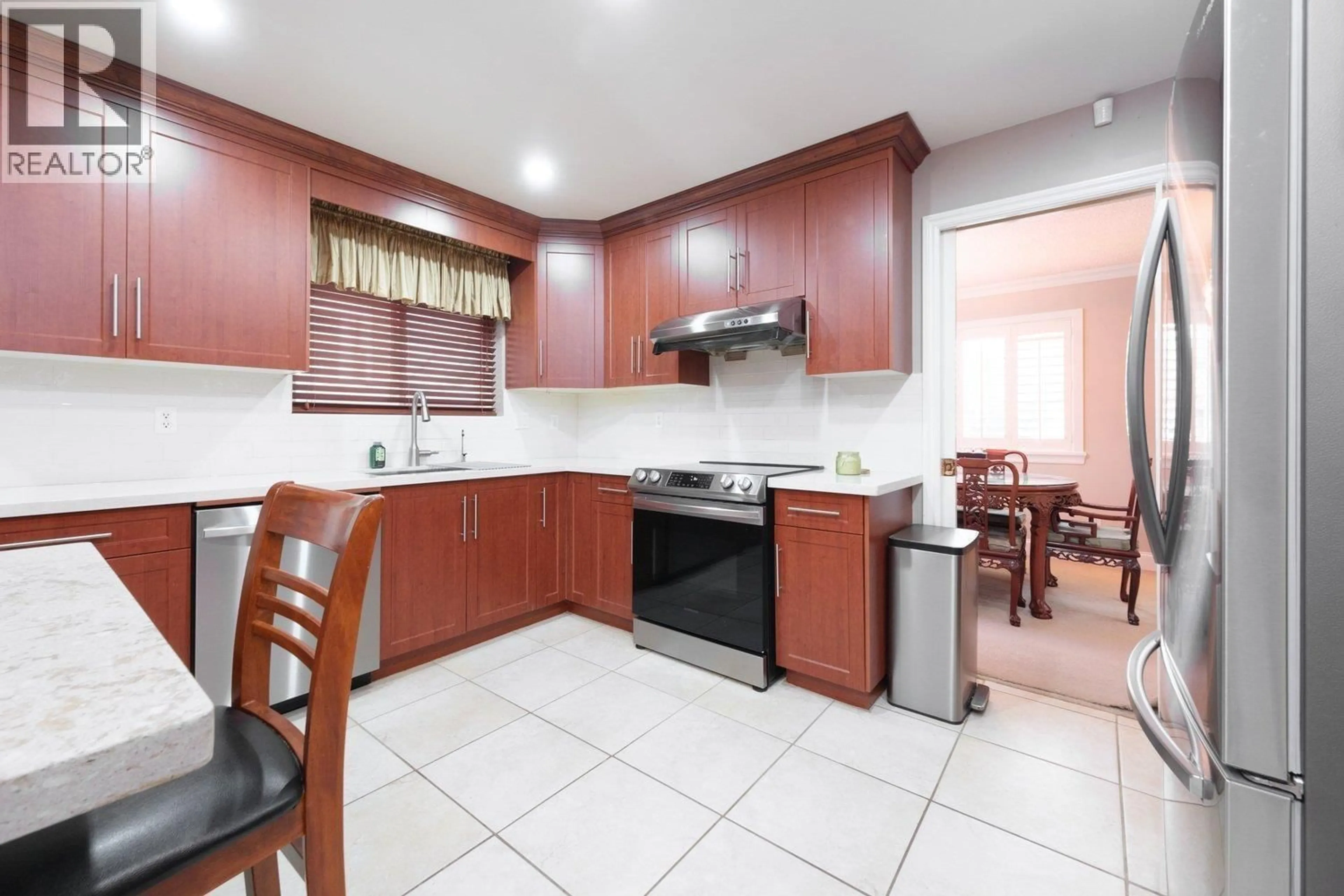 Standard kitchen, unknown for 10468 TRURO DRIVE, Richmond British Columbia V7E5B4