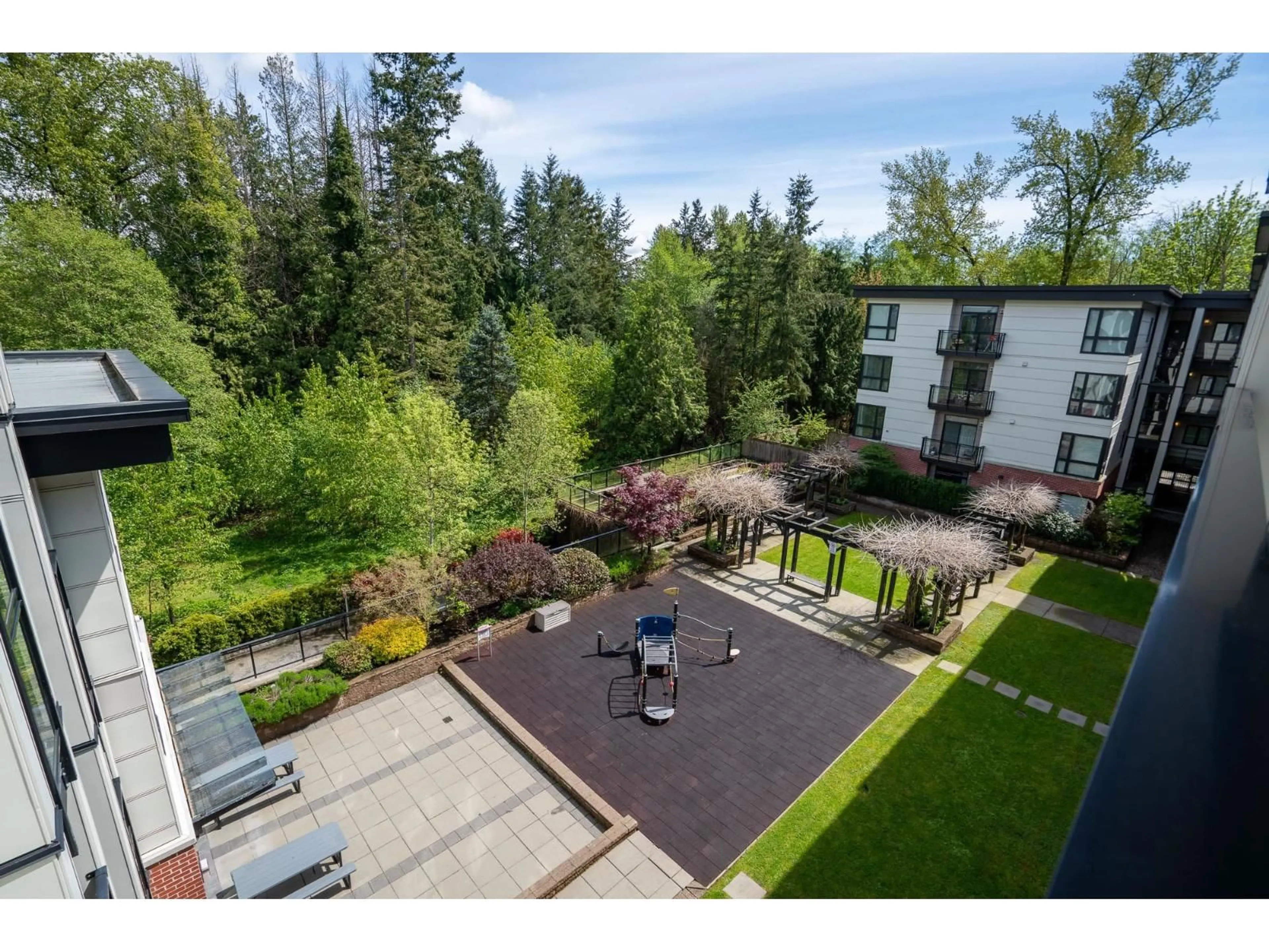 A pic from outside/outdoor area/front of a property/back of a property/a pic from drone, unknown for 411 - 14358 60, Surrey British Columbia V3X0G3