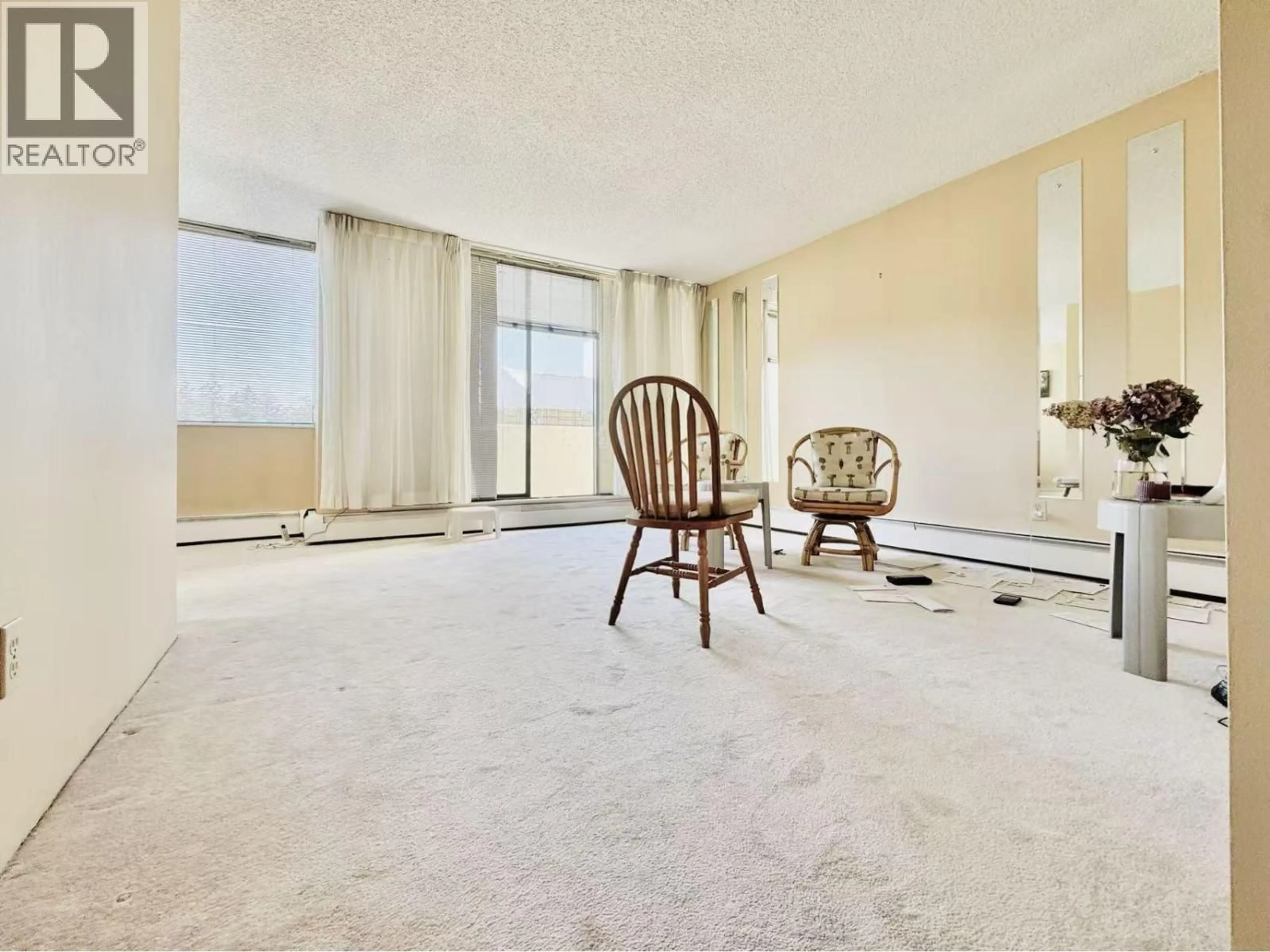 A pic of a room for 1508 - 4300 MAYBERRY STREET, Burnaby British Columbia V5H4A4