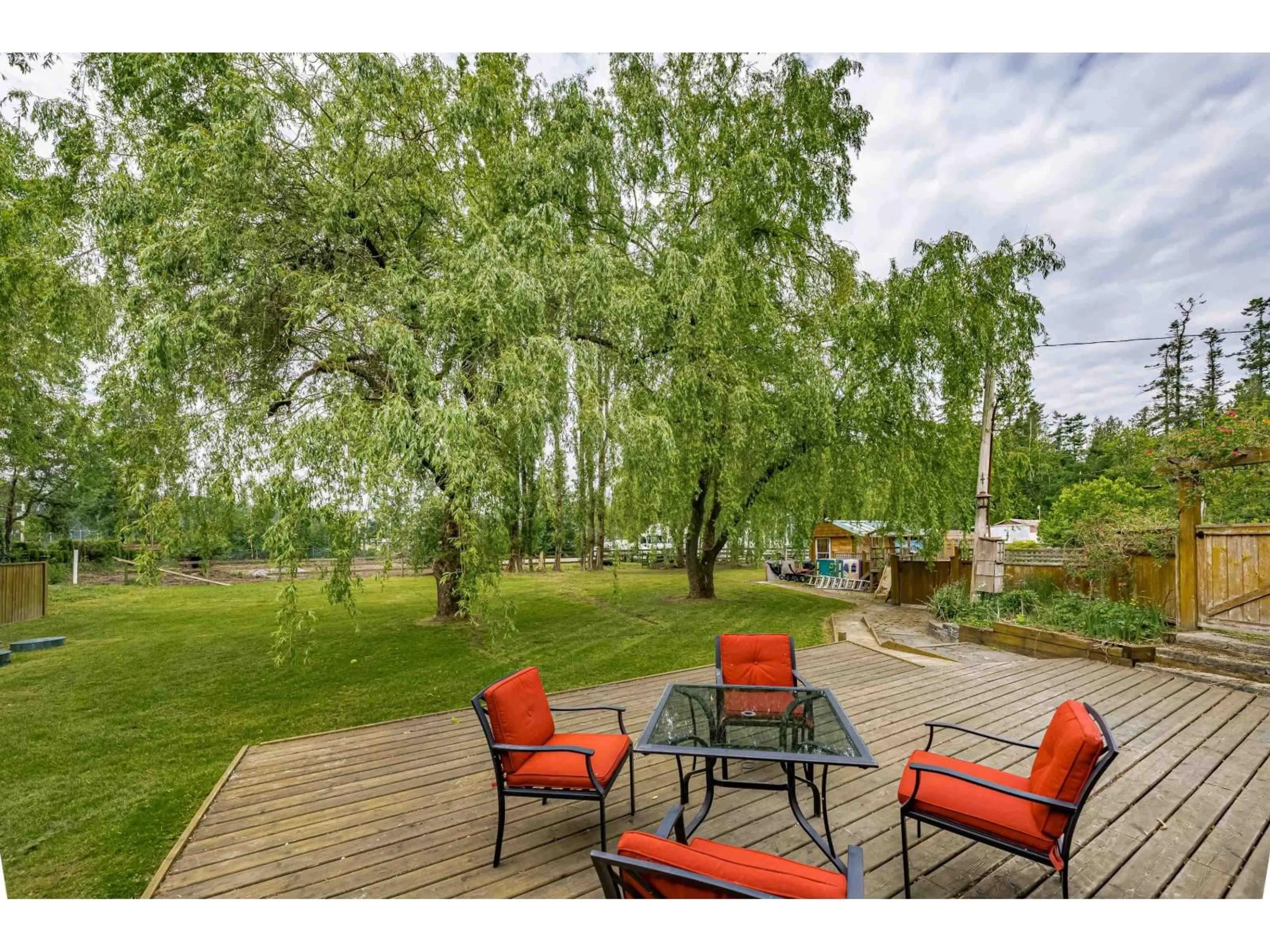 Patio, water/lake/river/ocean view for 5831 216, Langley British Columbia V2Y2N5