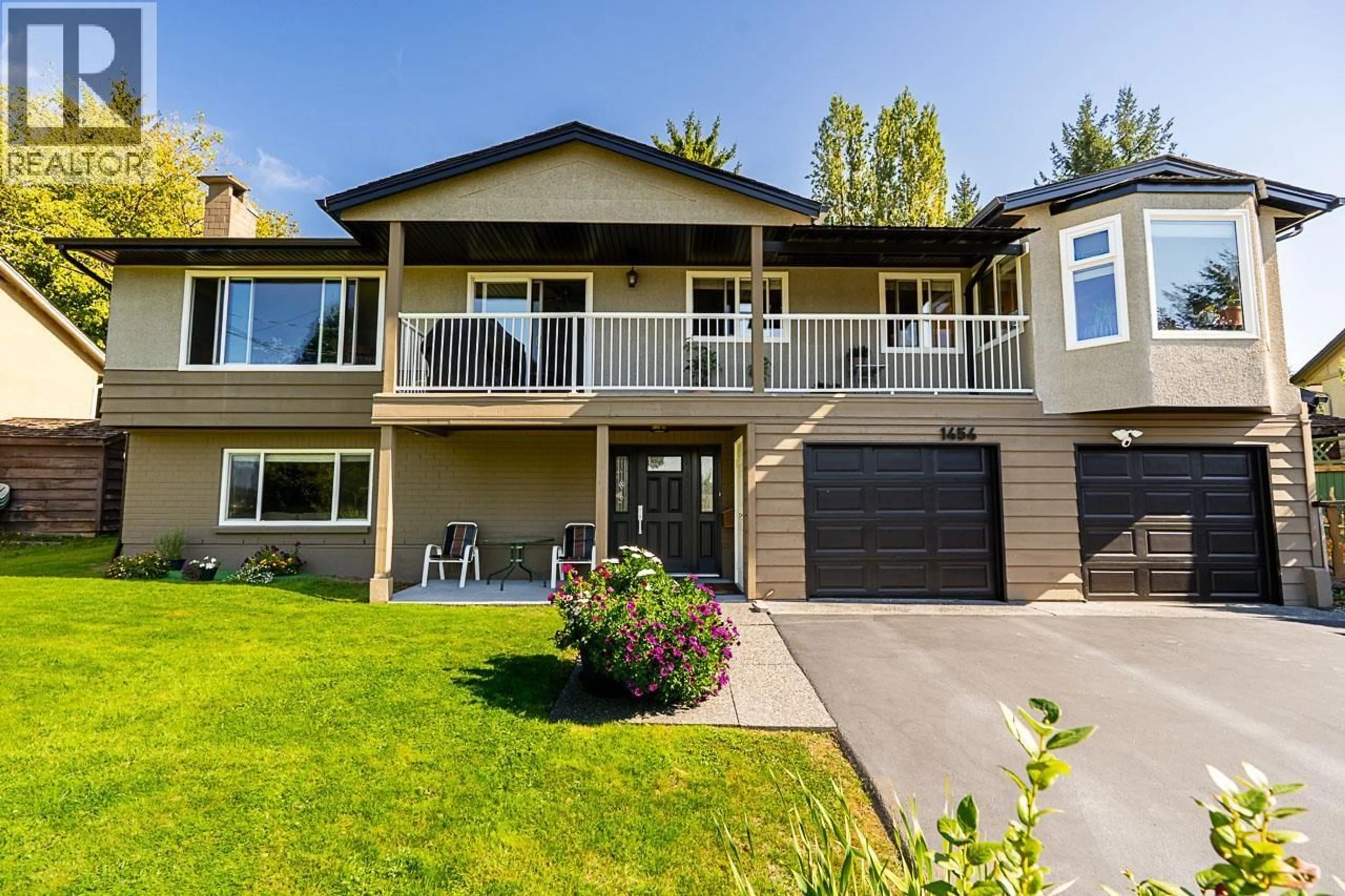 Home with vinyl exterior material, street for 1454 JUNE CRESCENT, Port Coquitlam British Columbia V3C2Y1