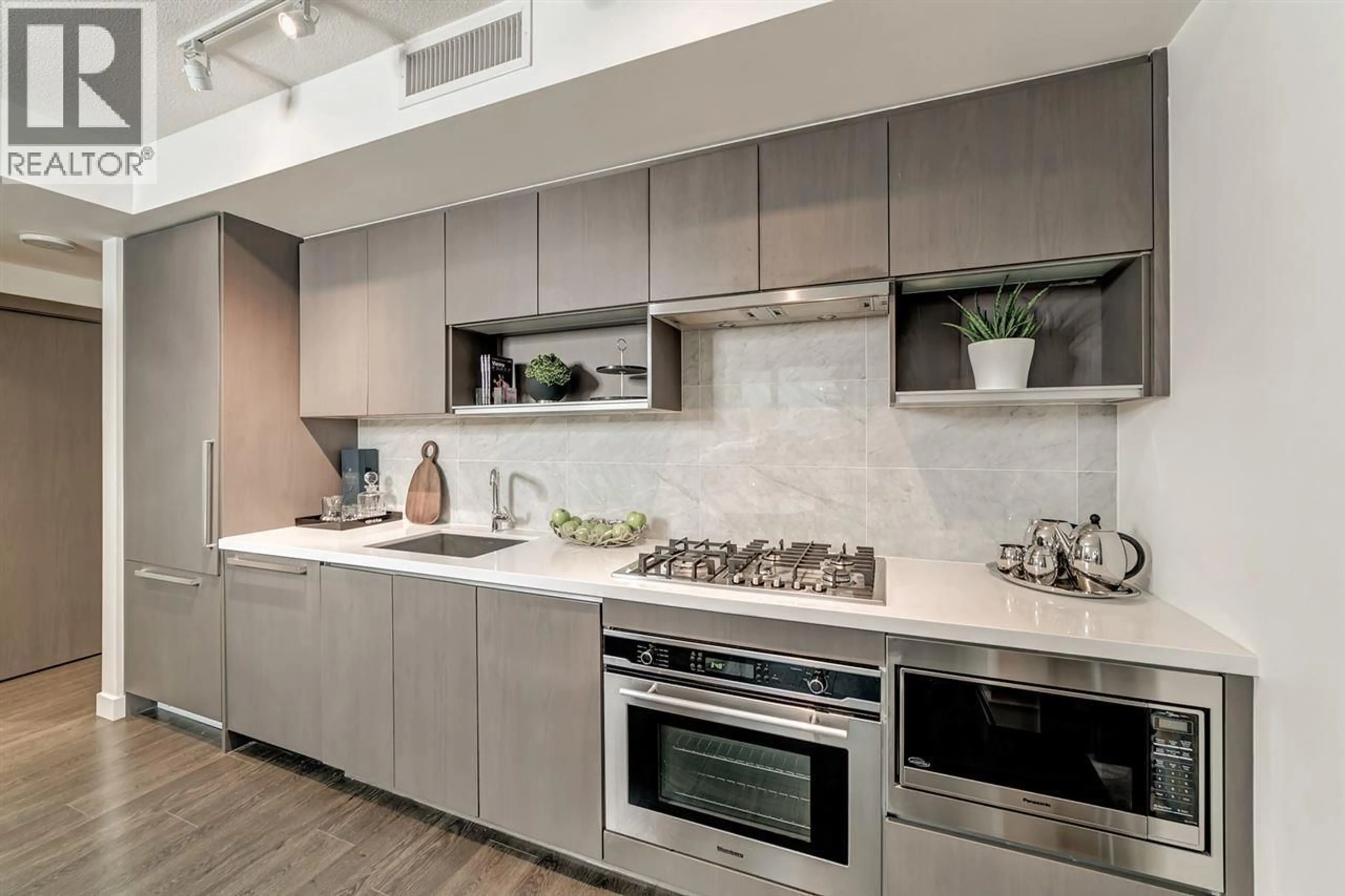 Unknown for 608 - 68 SMITHE STREET, Vancouver British Columbia V6B0P4