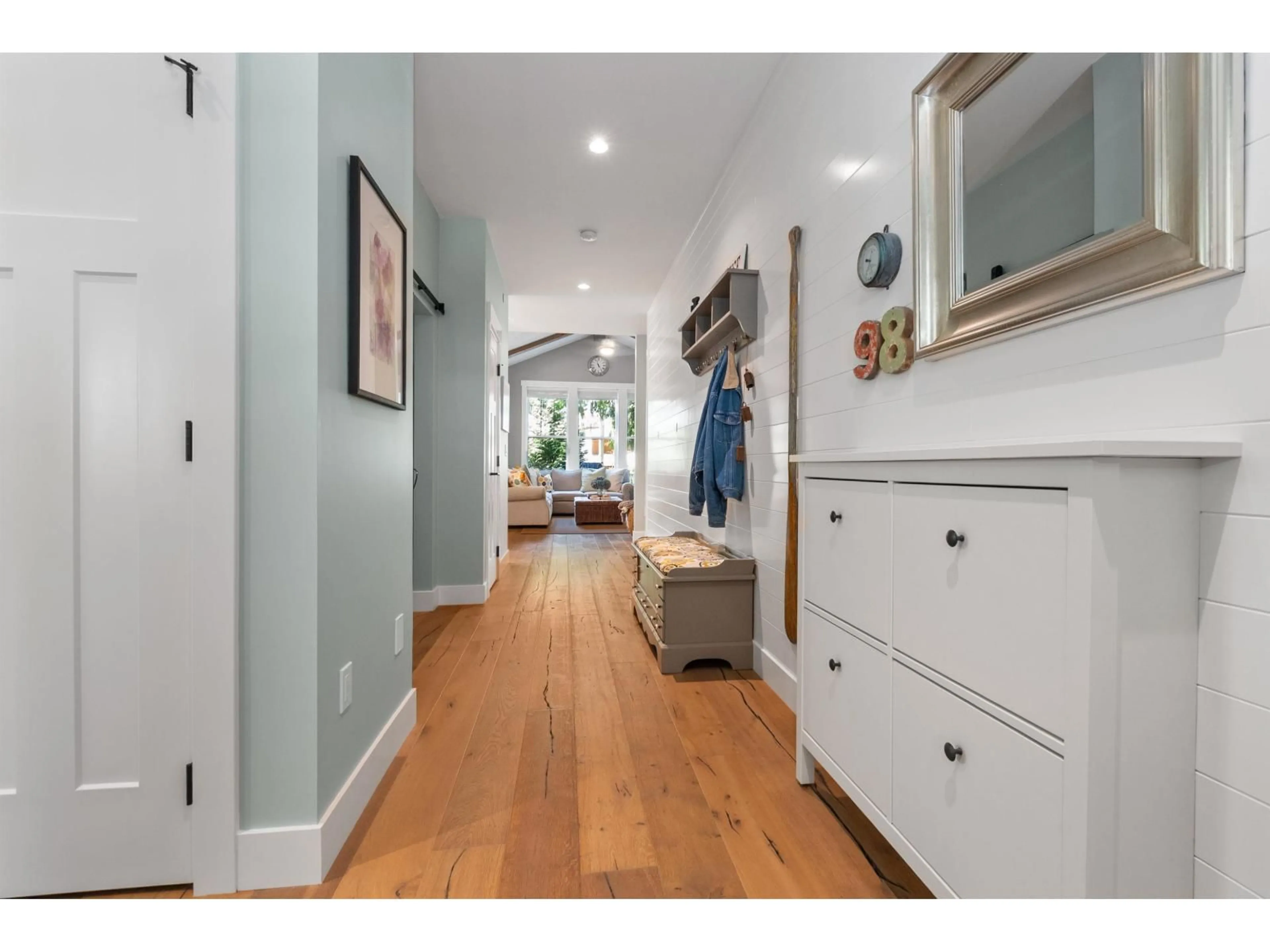 Indoor entryway for 43390 CREEKSIDE CIRCLE, Lindell Beach British Columbia V2R0Z4