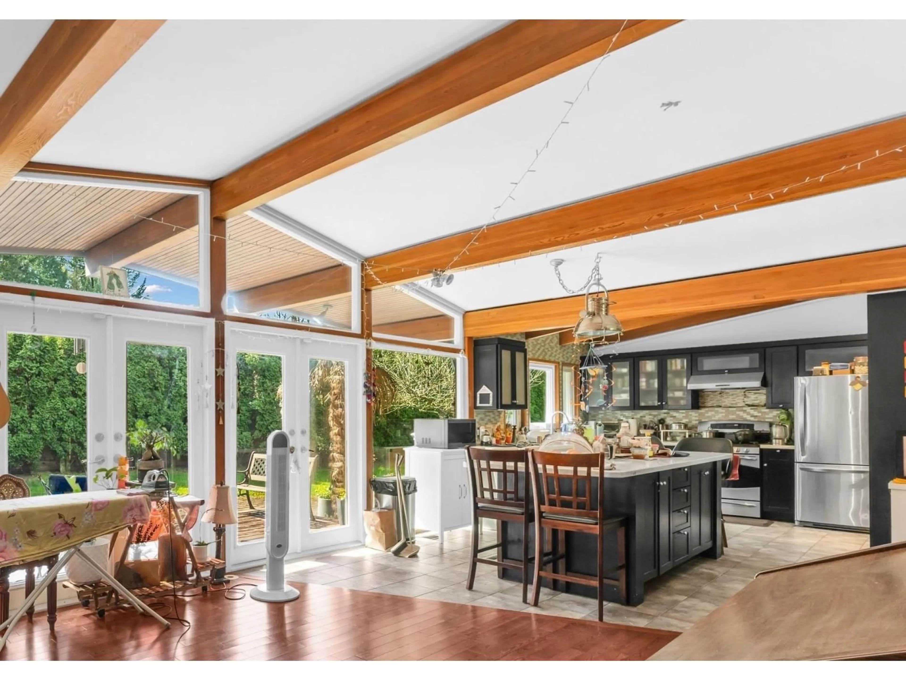 Open concept kitchen, unknown for 14243 31A, Surrey British Columbia V4P2J3