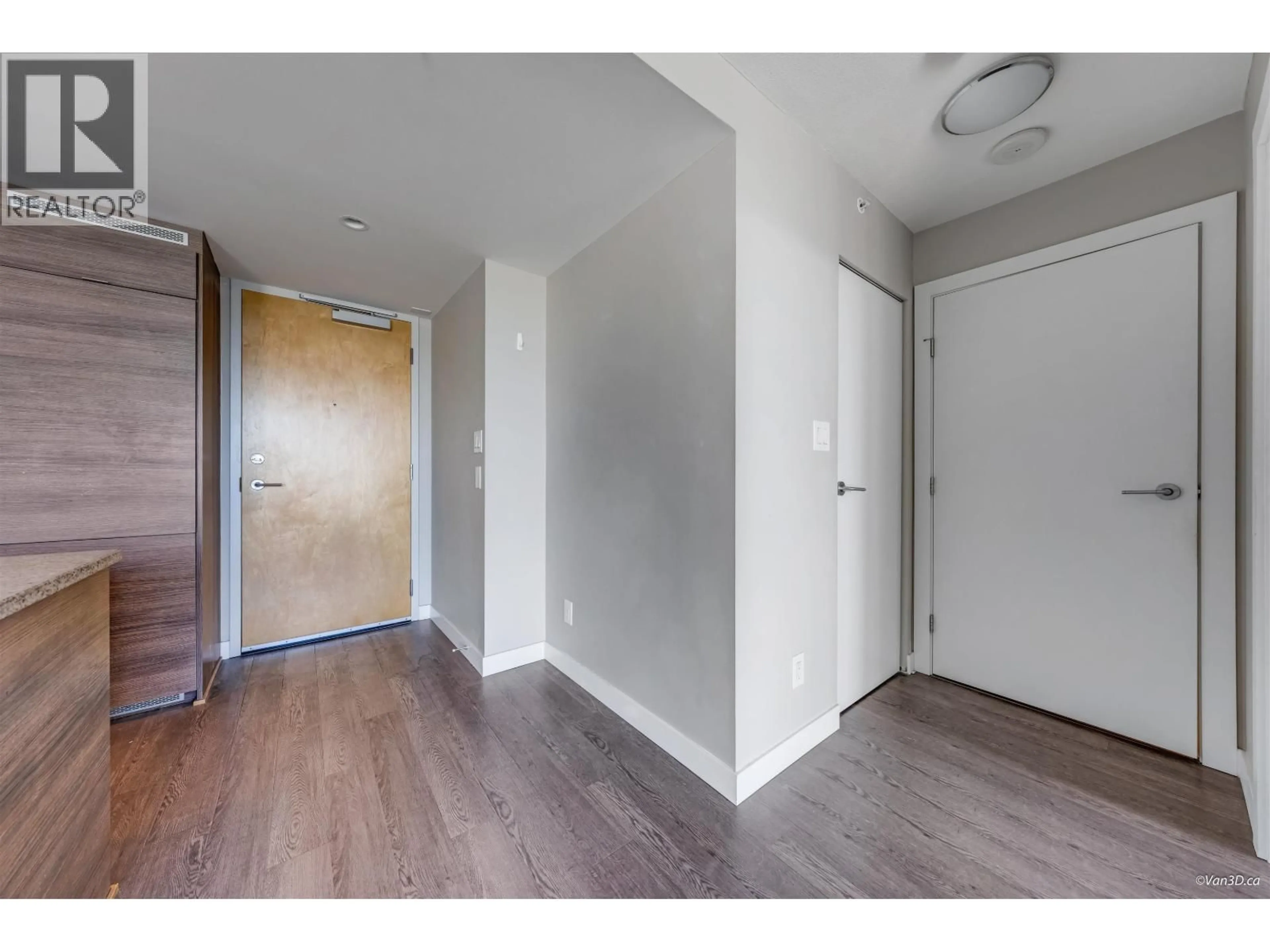 Indoor entryway for 1205 - 488 MARINE DRIVE, Vancouver British Columbia V5X0C6