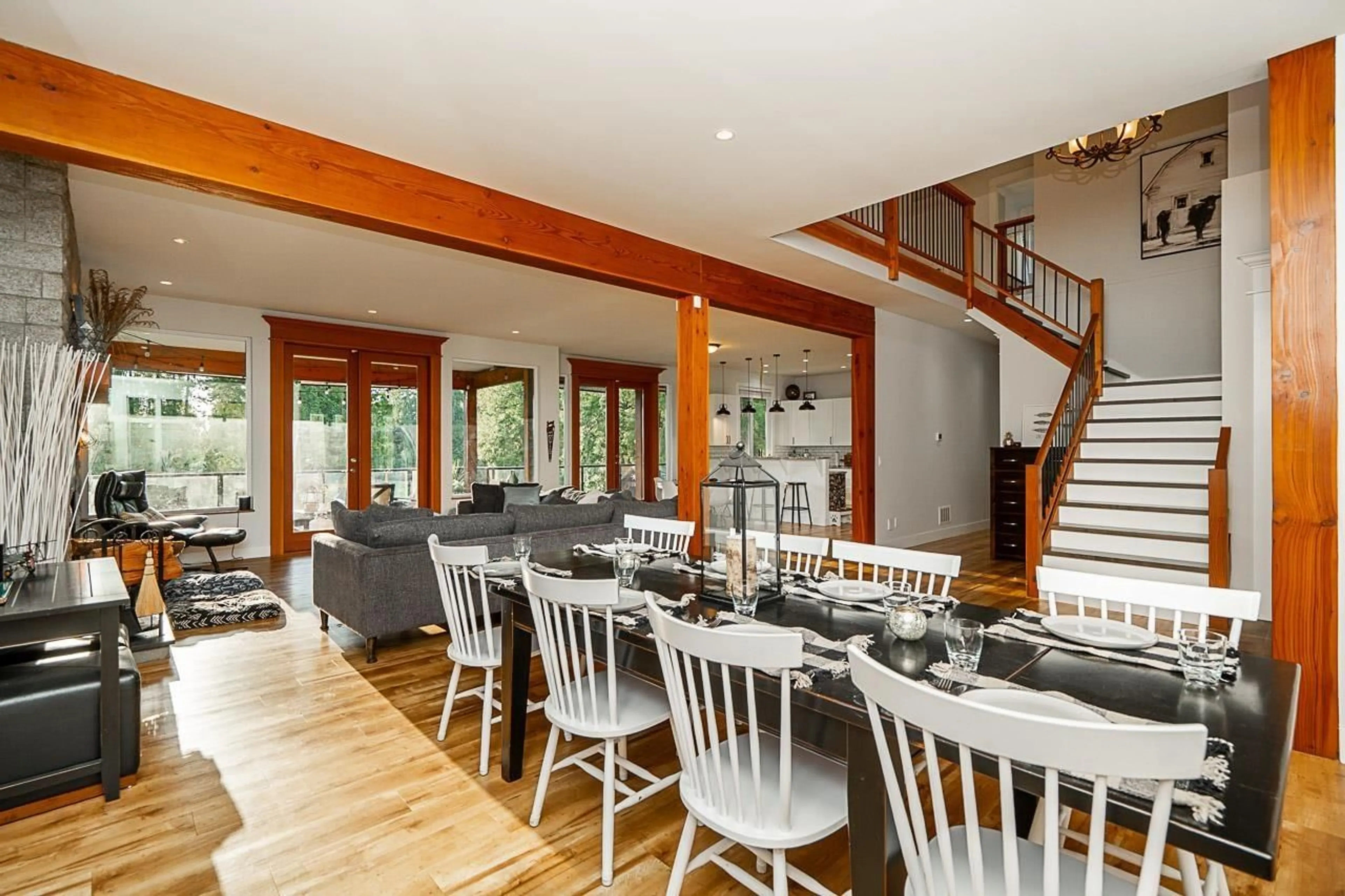 Dining room, unknown for 601 200, Langley British Columbia V3A4B4