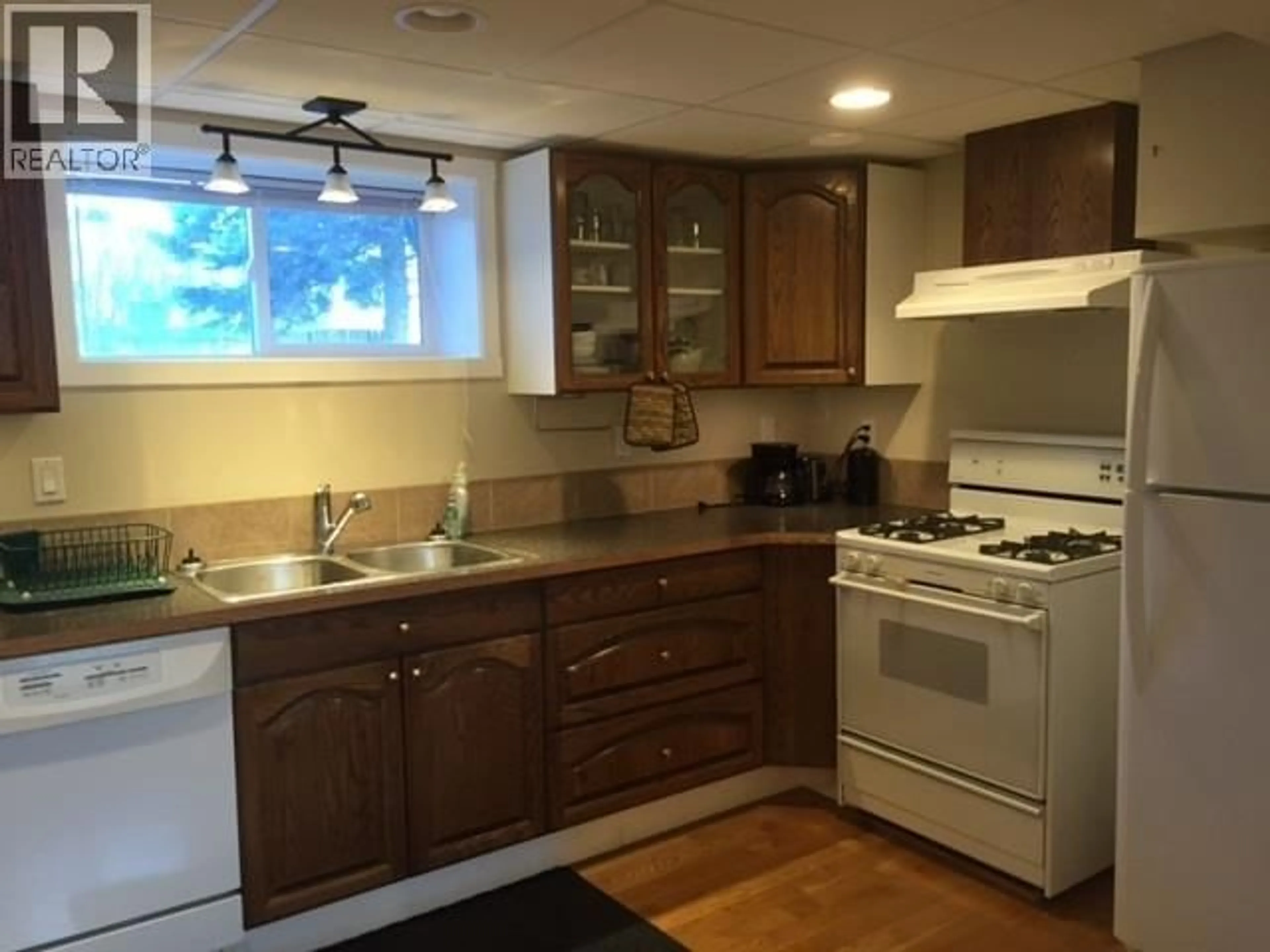 Standard kitchen, unknown for 1626 TAMARACK STREET, Prince George British Columbia V2L2T3