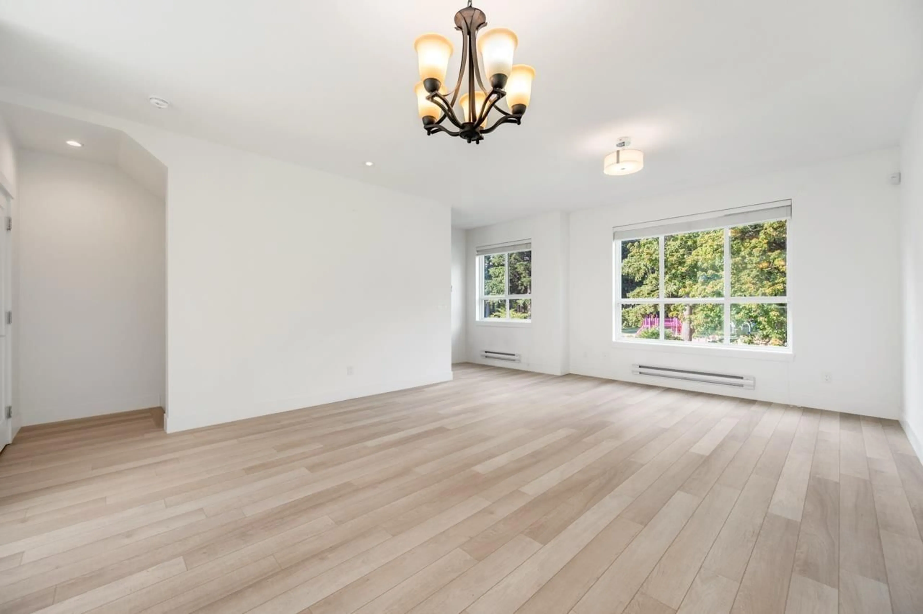 A pic of a room for 39 - 16760 25, Surrey British Columbia V3Z0W4