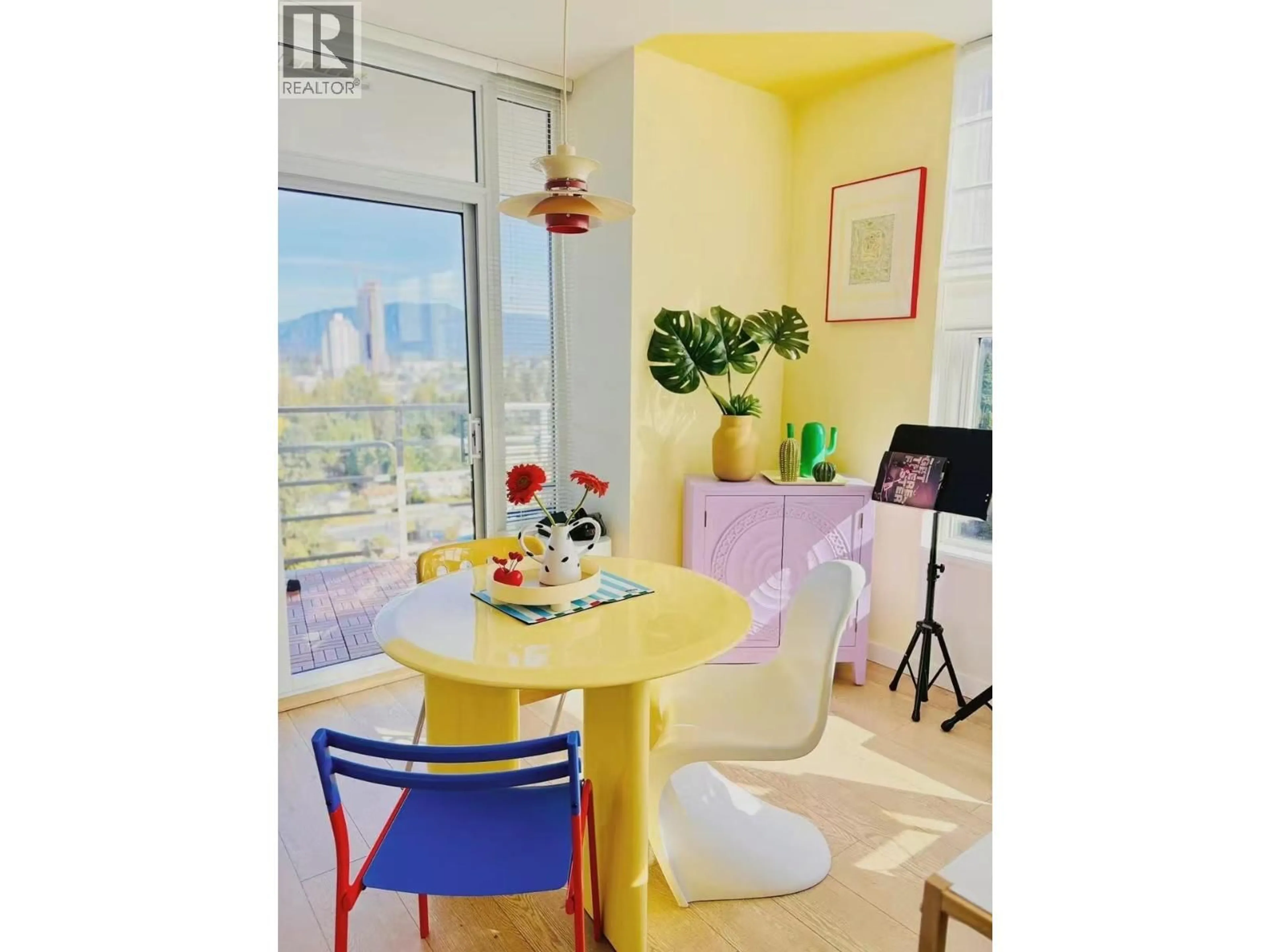 A pic of a room for 2304 - 530 WHITING WAY, Coquitlam British Columbia V3J0J4